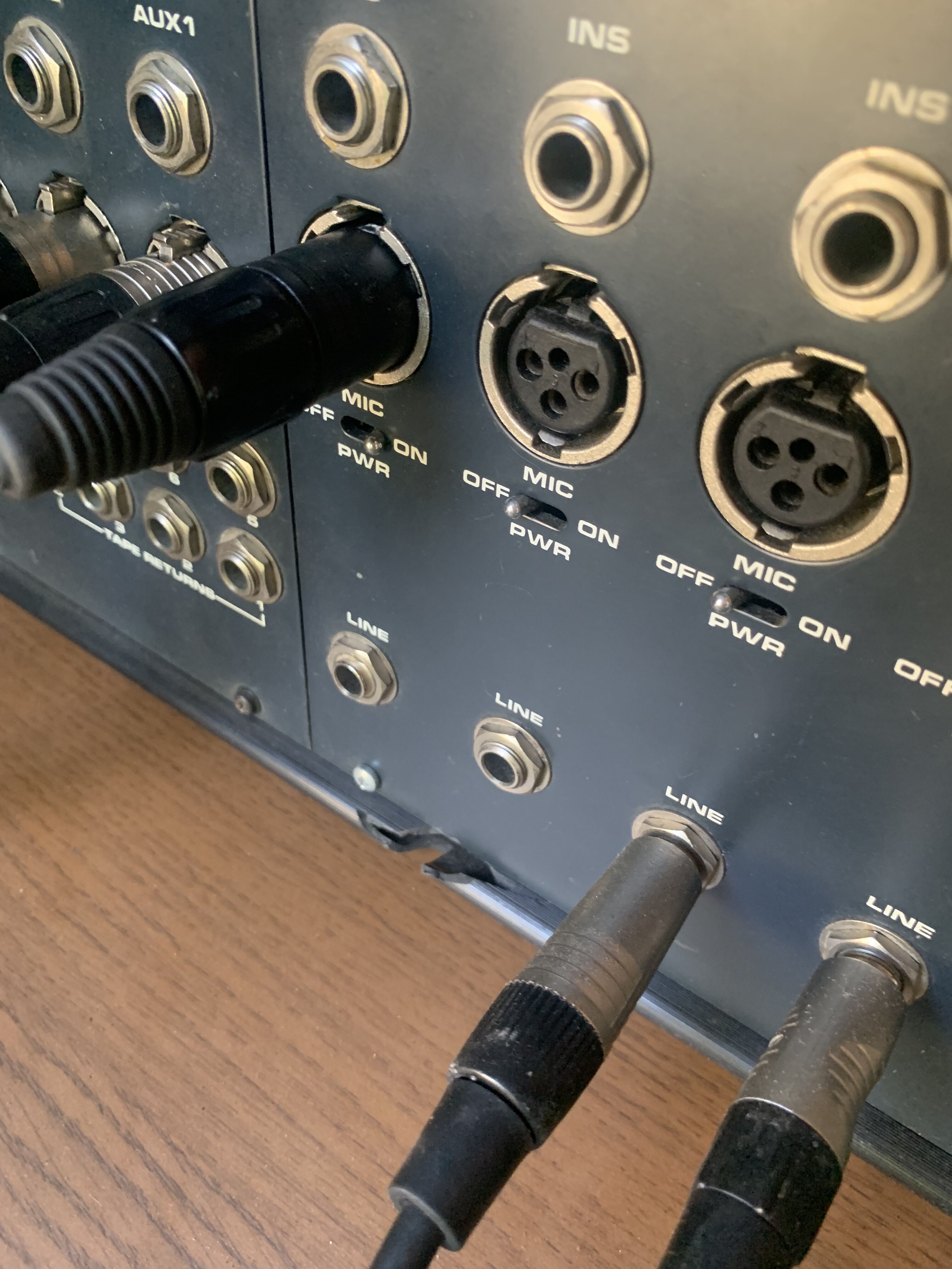 Soundcraft 200B (19569)