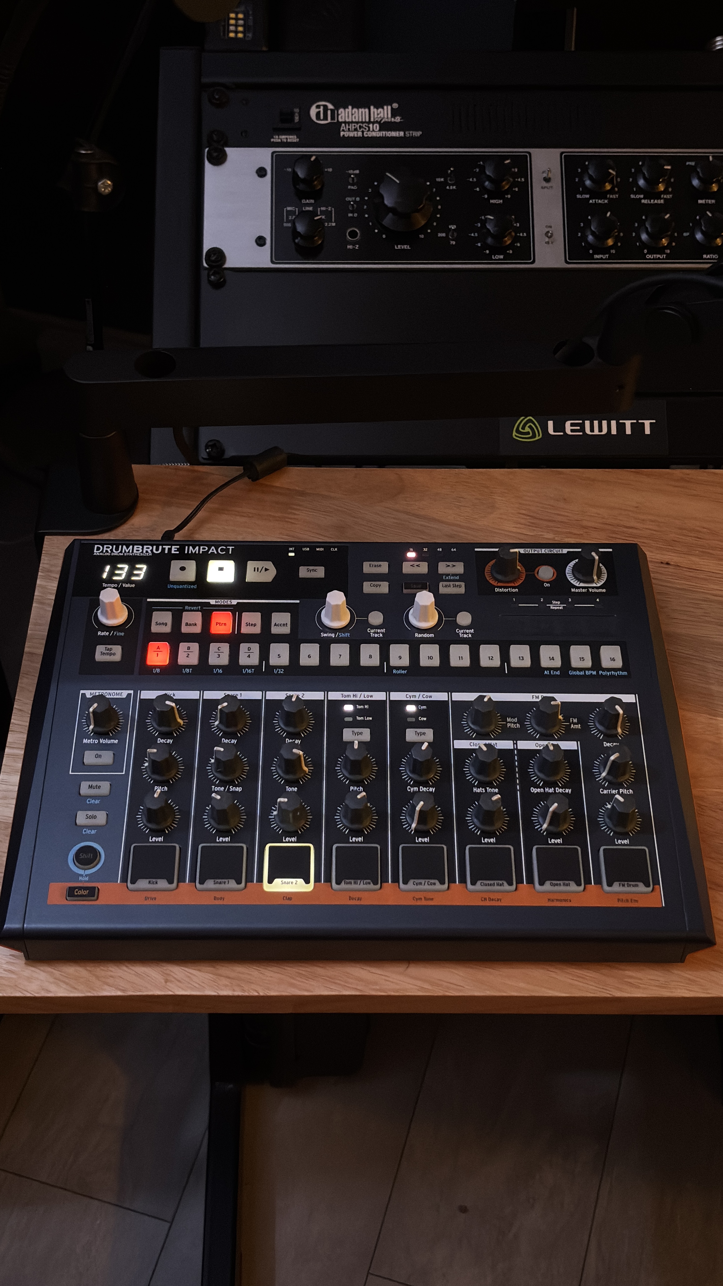 Vends Arturia Drumbrute Impact