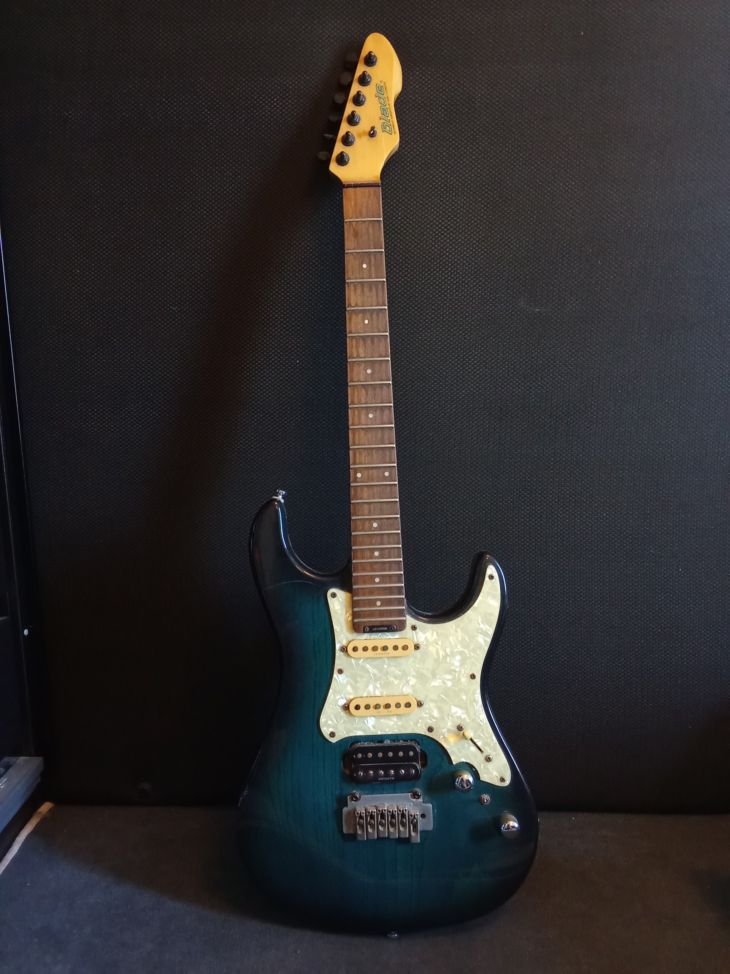 Blade by Gary Levinson RH-4 Standard / RS4 – Ocean Blue – Made in Korea