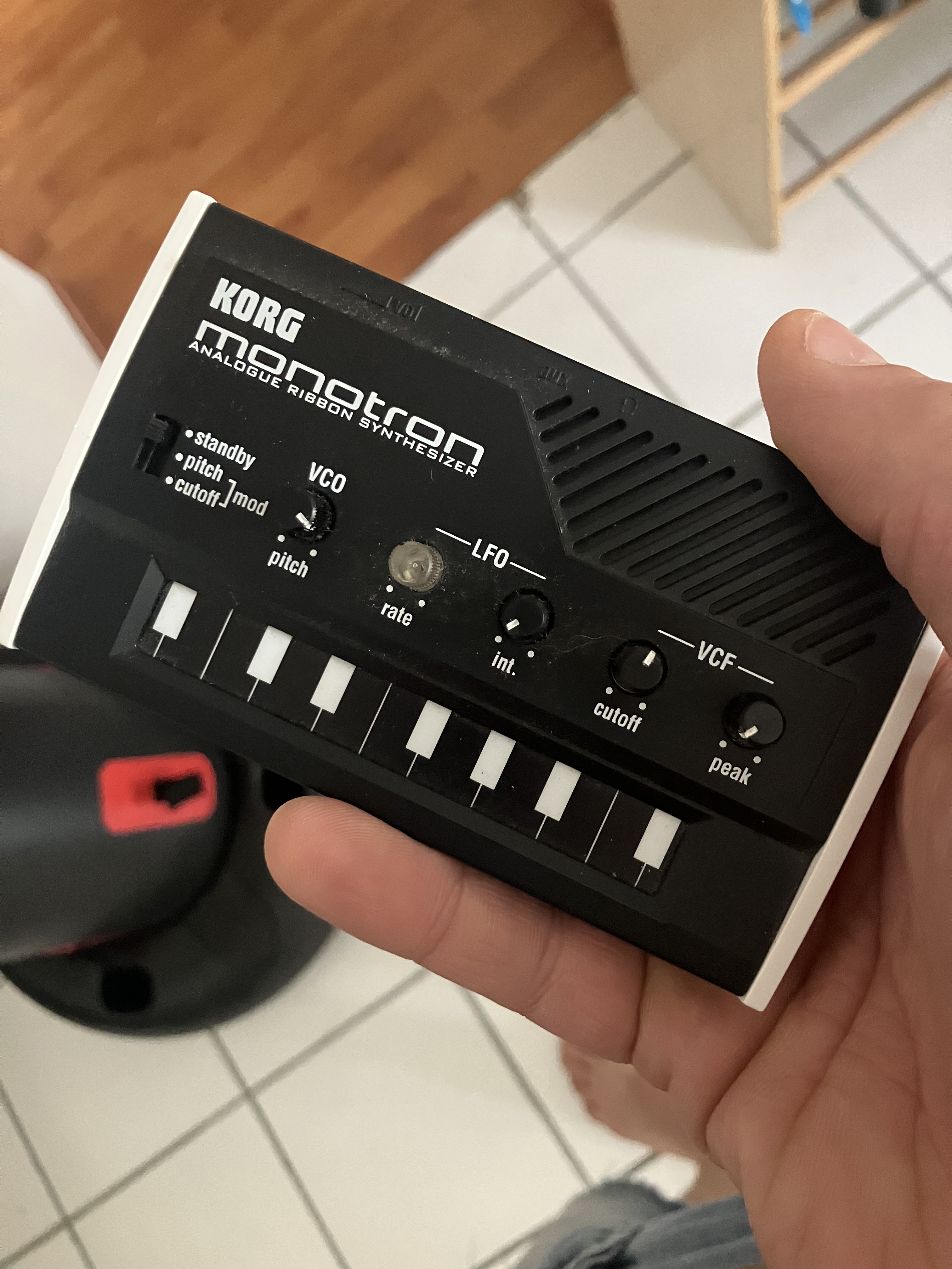 Vend Korg monotron OG