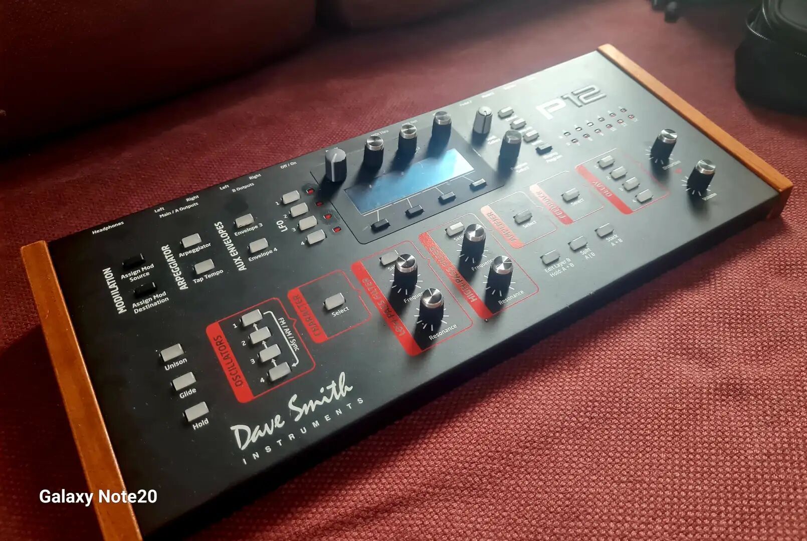 Bradé ce mardi 25/08 jusqu'à 19h00 : Prophet 12 en desktop, un monstre.