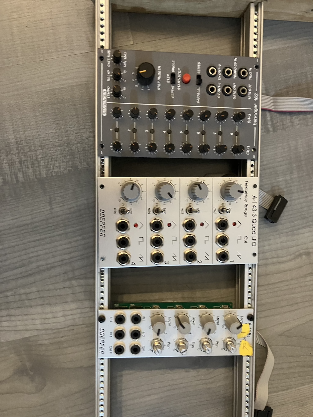 DIY // ALIM + BUS + NAPPE + RAIL pour systeme EURORACK 2 étages 84HP