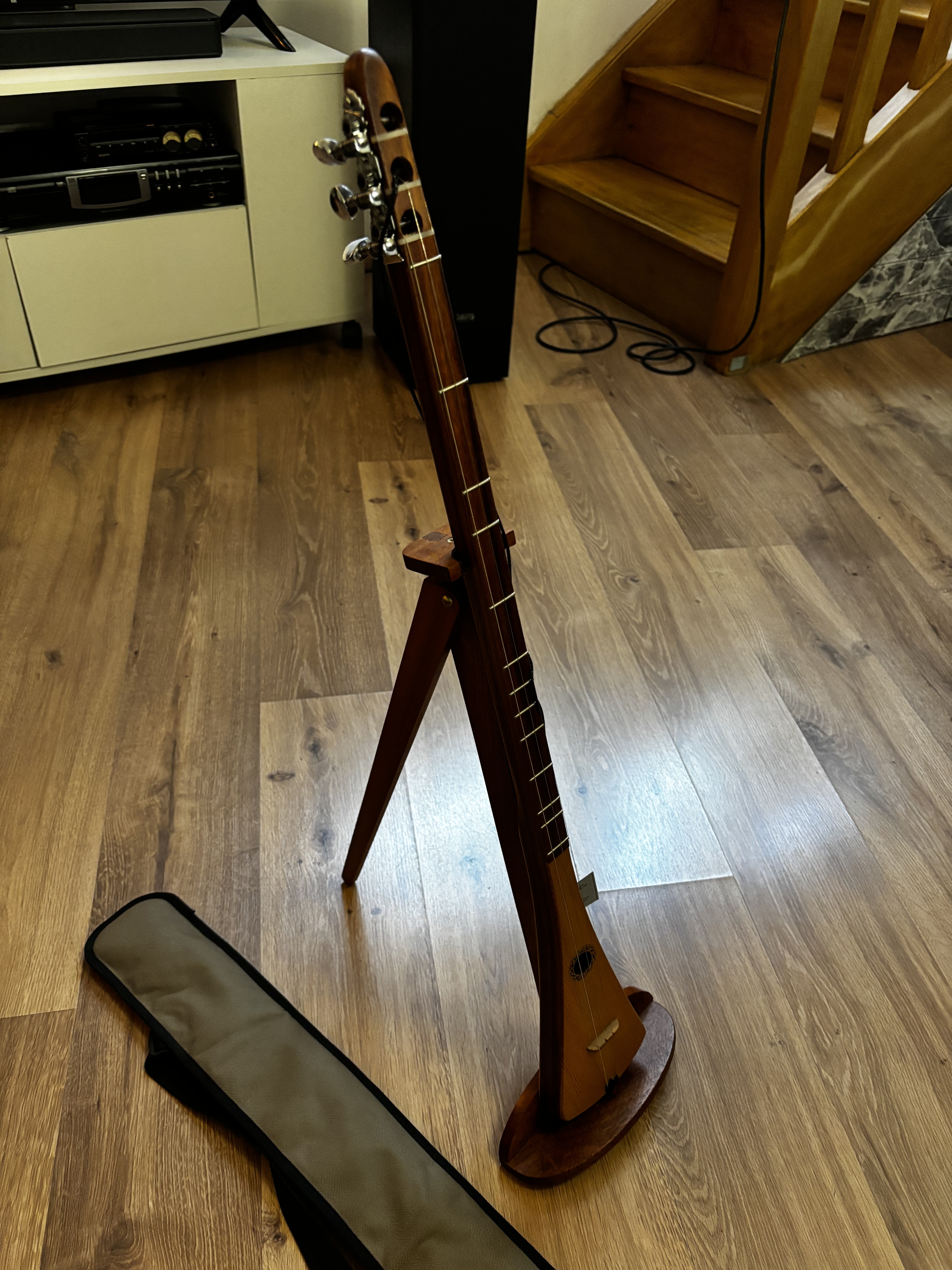 McNally Instruments Strumstick Super G (2181)