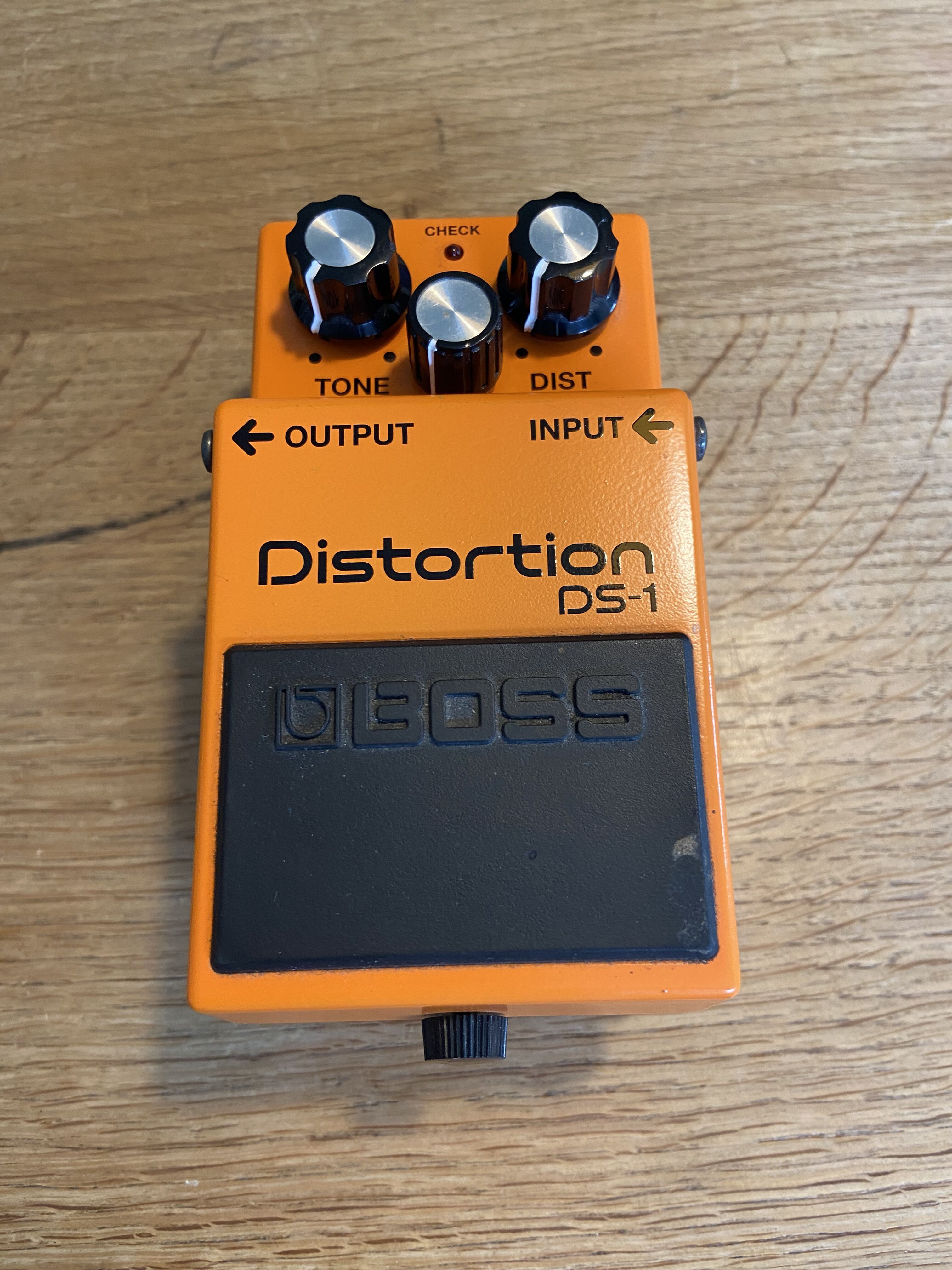 Vends Boss DS-1