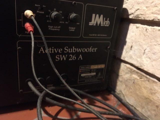 Vends Subwoofer actif SW26A de JM LAB faisant partie d’un ensemble home cinéma