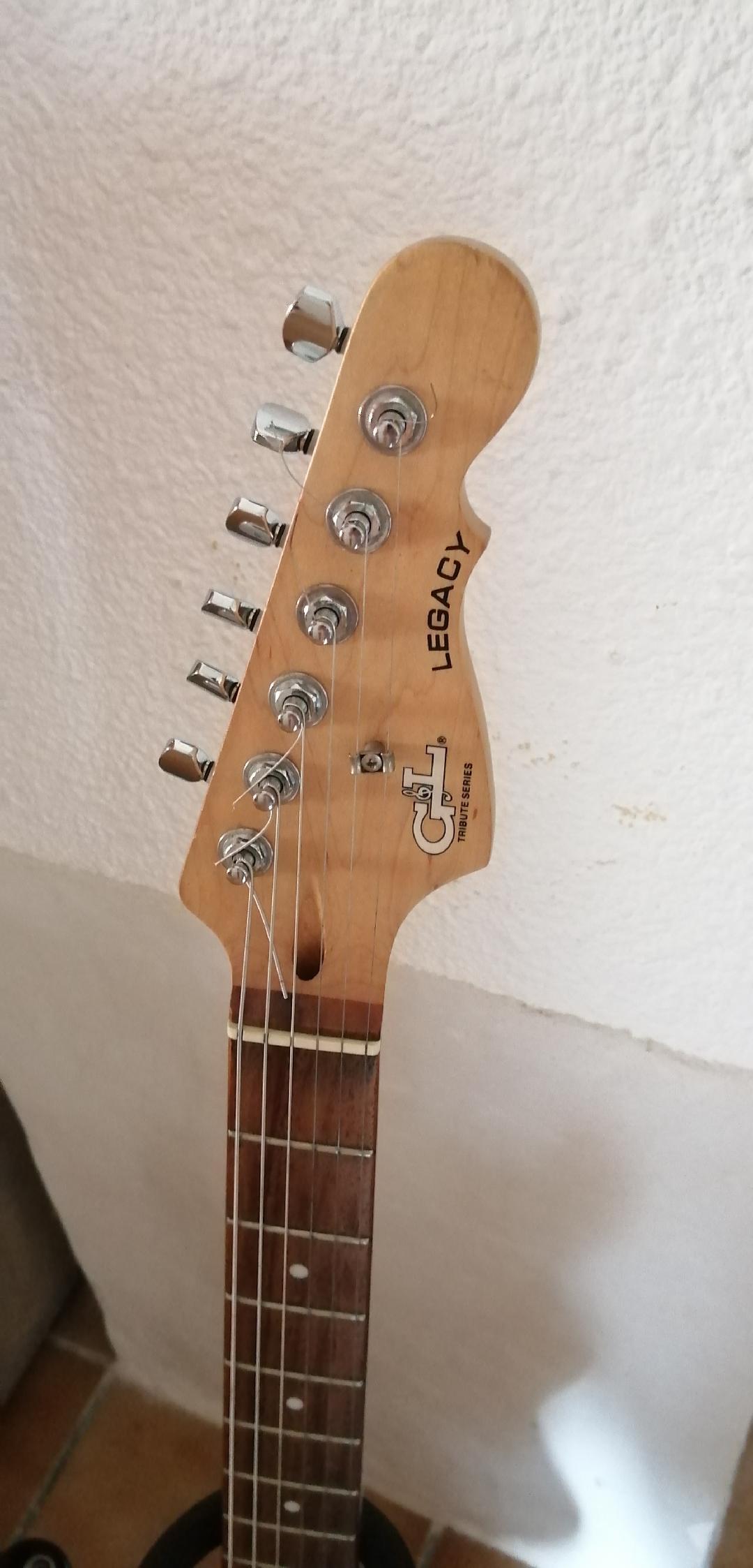 vends guitare G&L tribure Legacy HSS