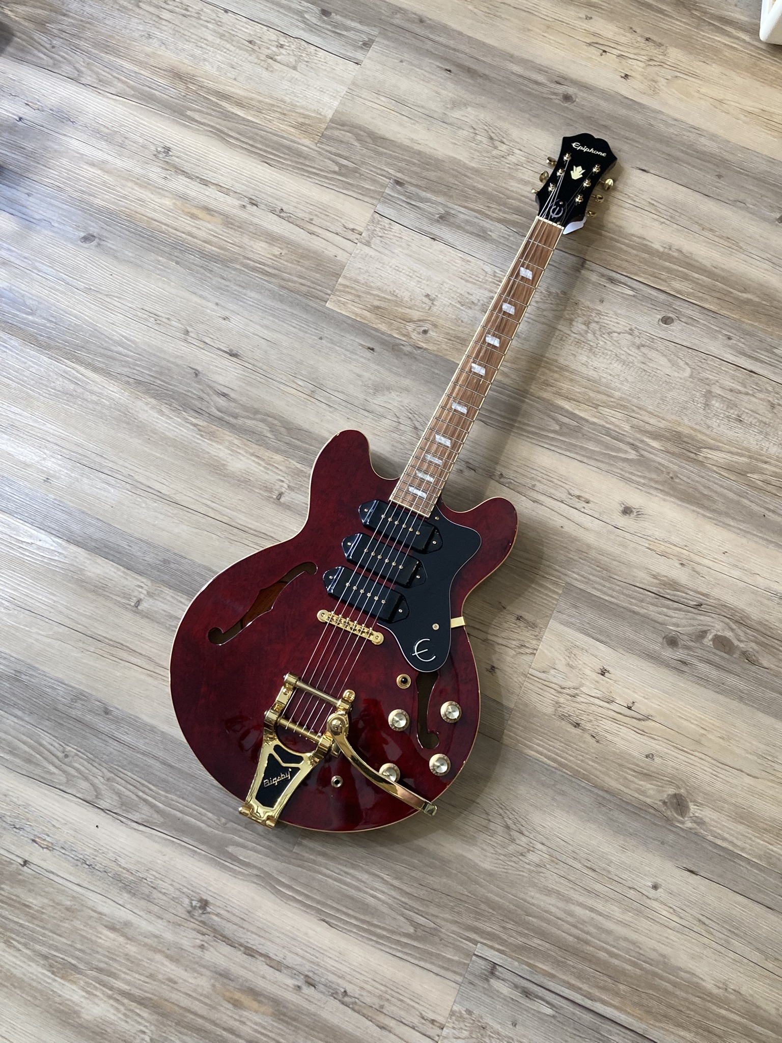 Epiphone Riviera Custom P93 (25426)