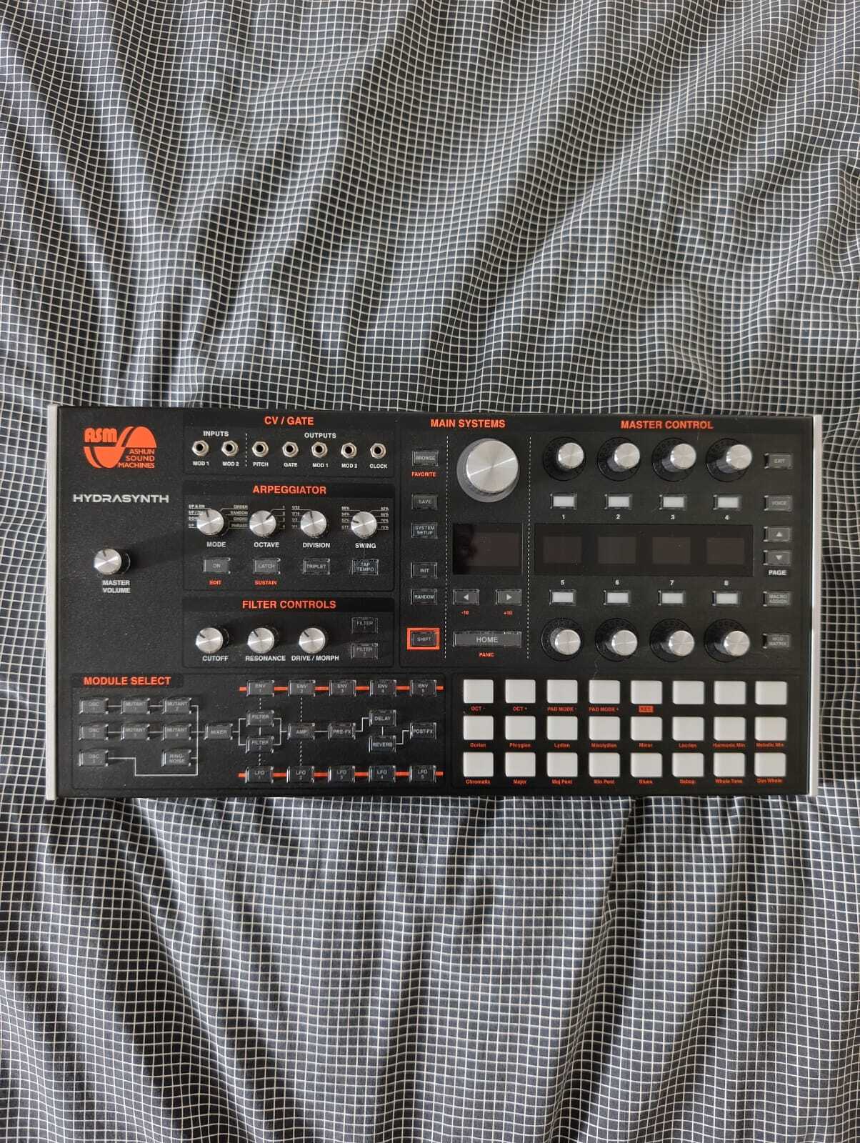 Vends Hydrasynth Desktop edition comme neuf