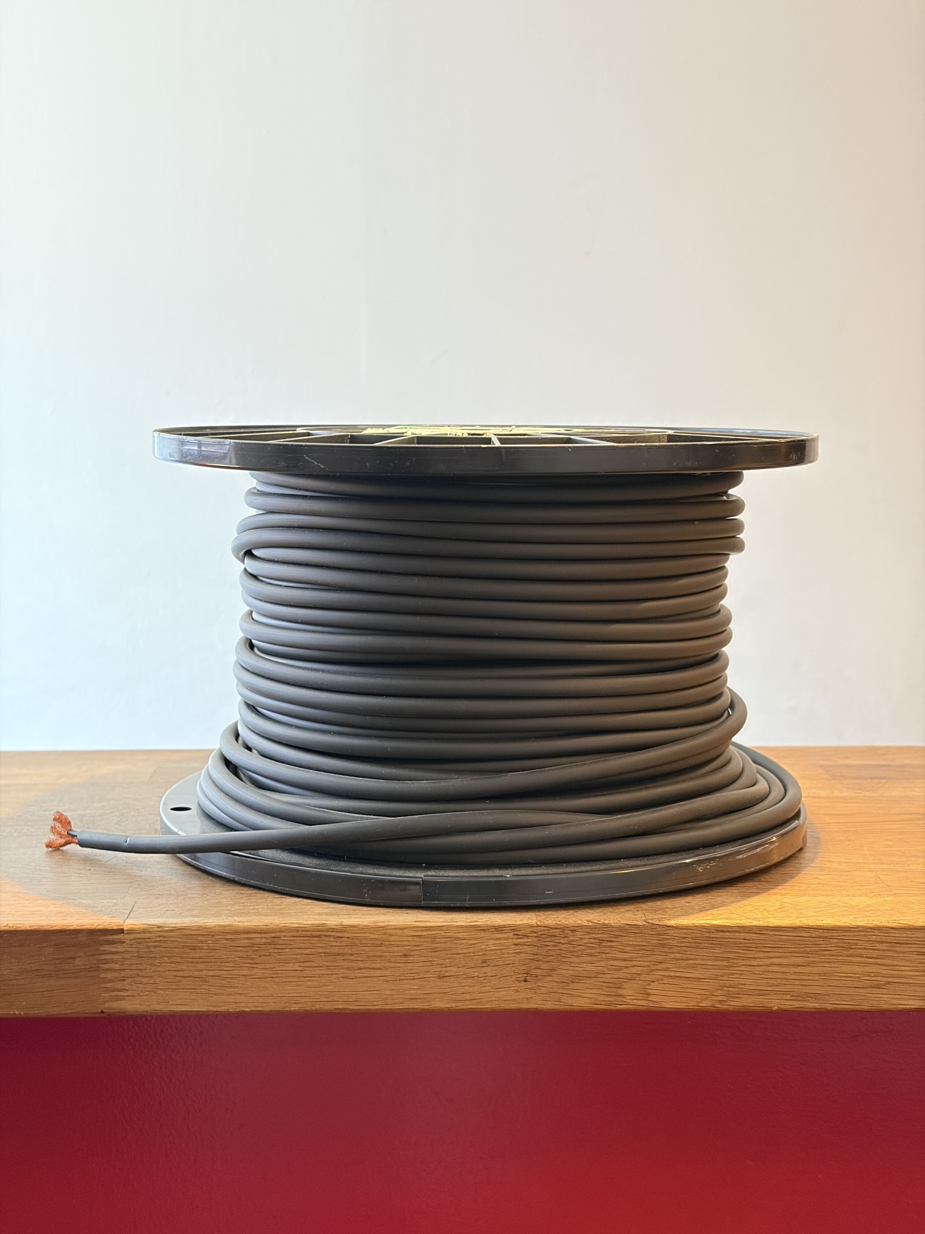 À vendre – Cordial ECL CLS425BLACK100 – câble haut-parleurs - professionnel