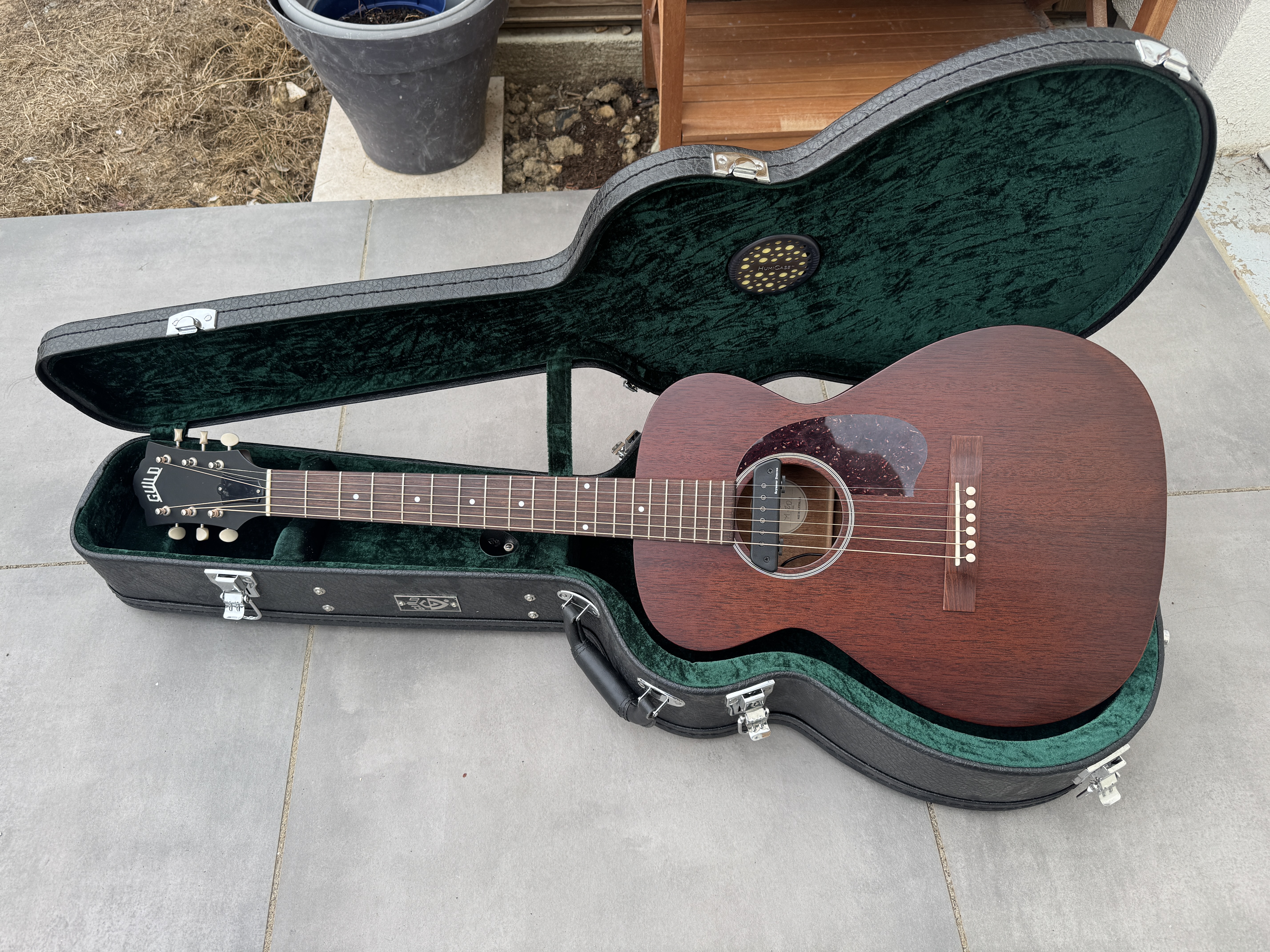 Vends Guild M-20 + Seymour Active Mag