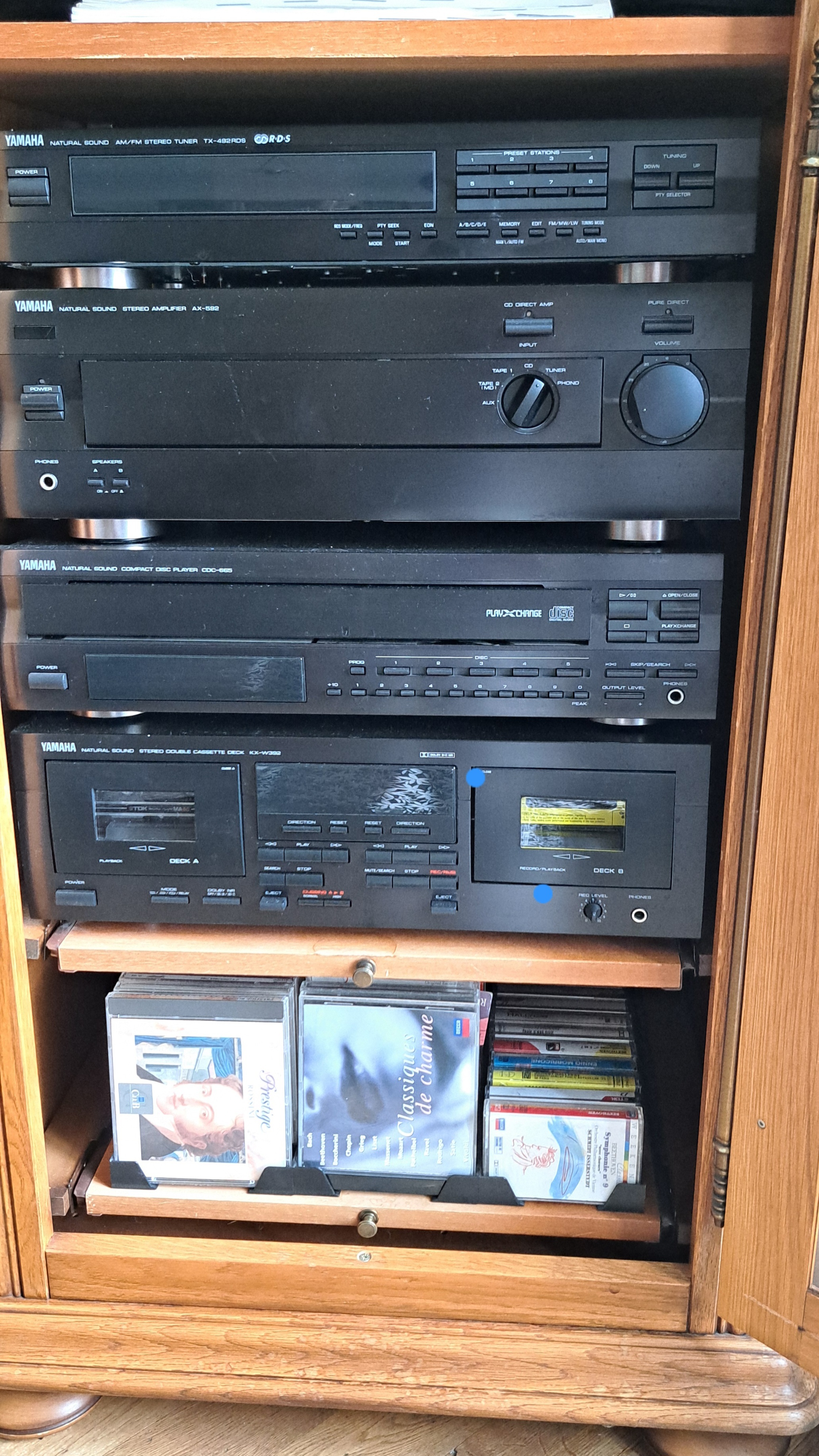 vends Chaîne Hifi Vintage Yamaha (Années 90) + Meuble bois – Première main