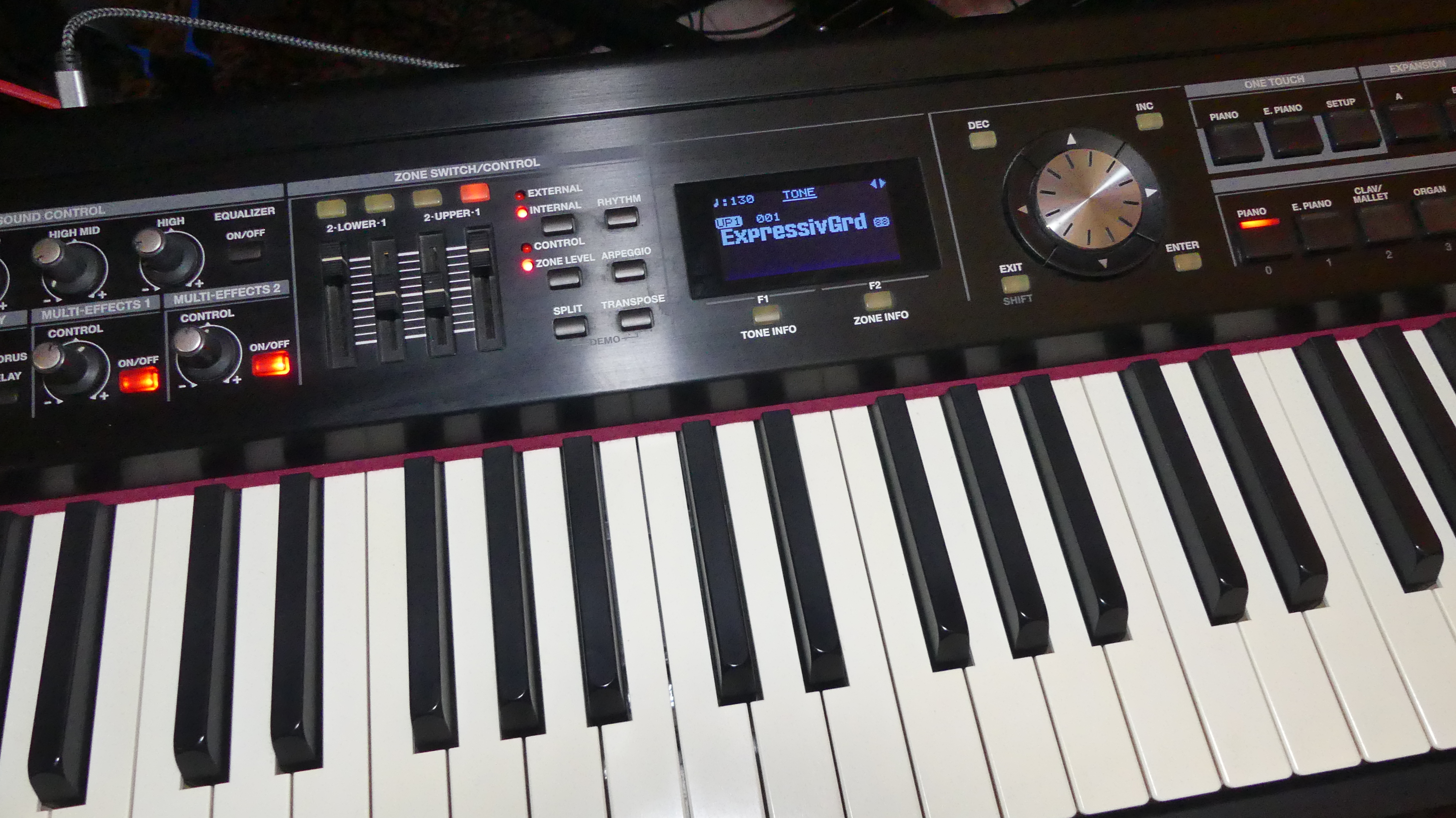 Vends piano ROLAND RD-700GX