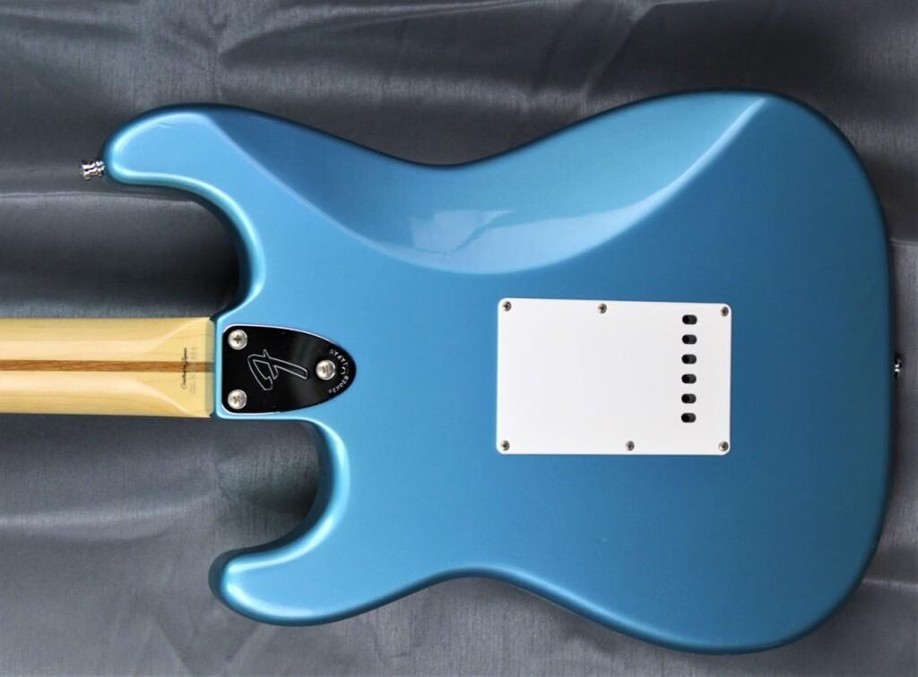 fender-stratocaster-st-3995857