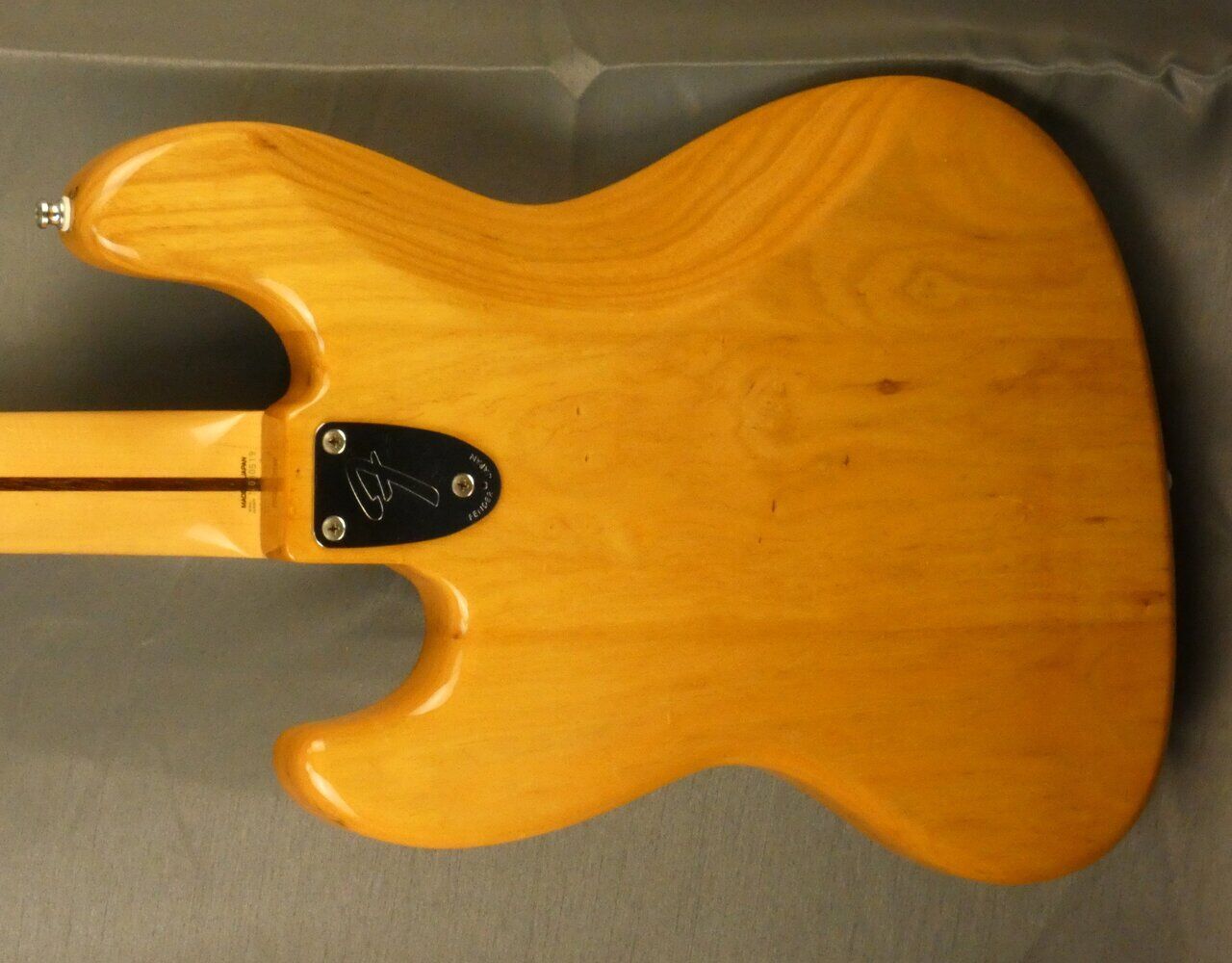 fender-jazz-bass-5394417
