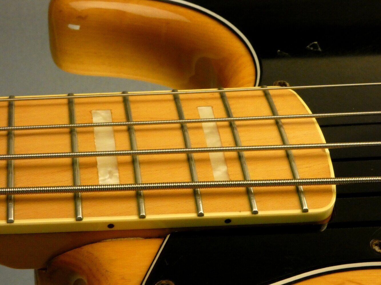 fender-jazz-bass-5394420