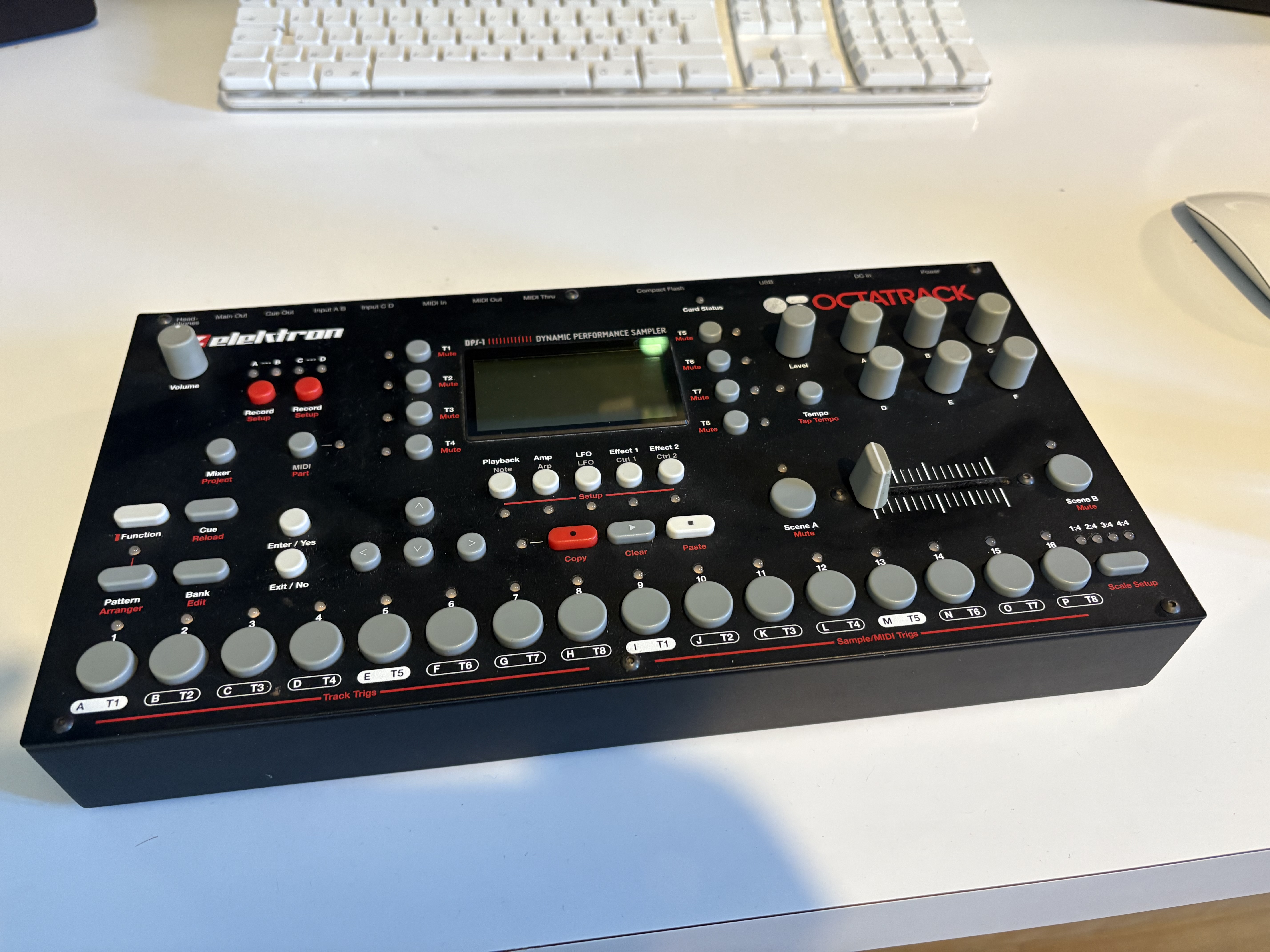 Vends Octatrack très bon état