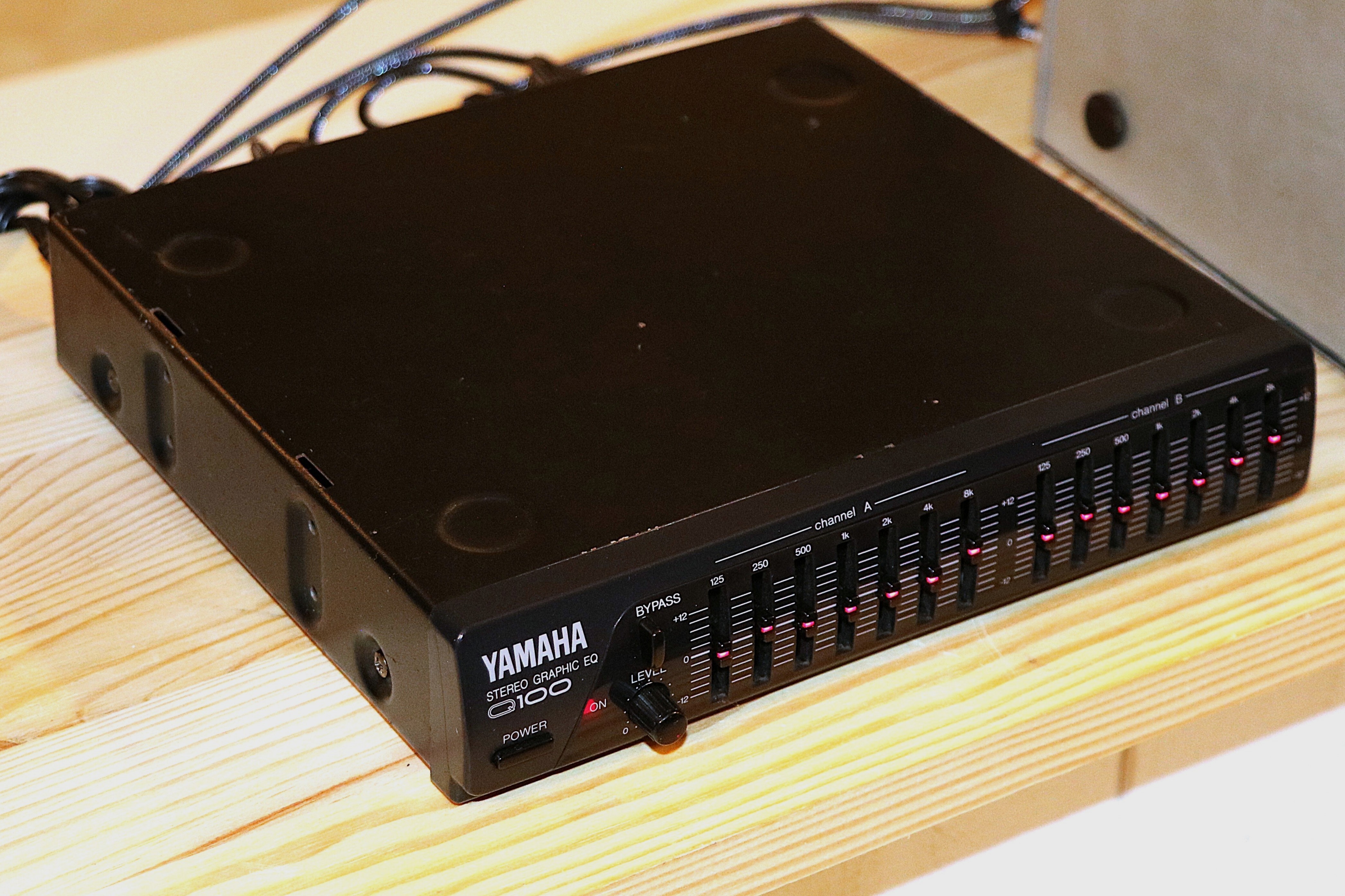 Yamaha MV100 (22437)
