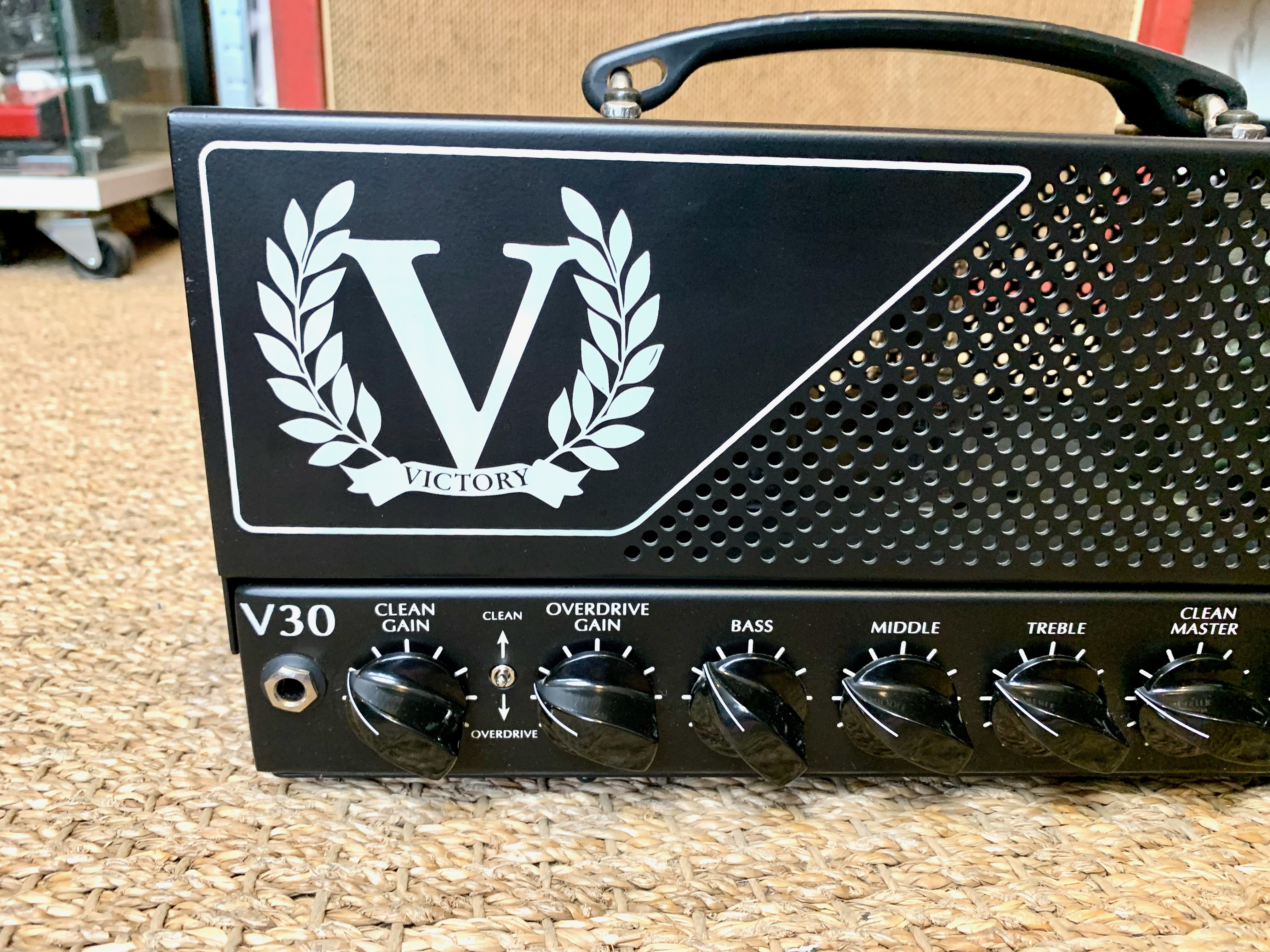 Victory Amps V30 The Countess (29011)