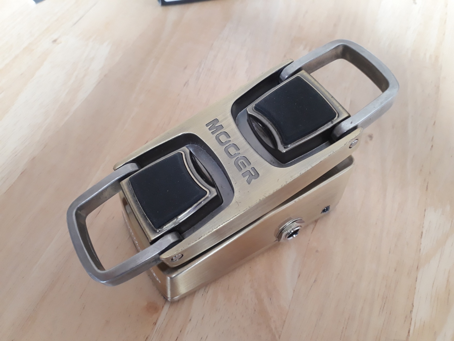 Mini-pédale wah wah Mooer The Wahter