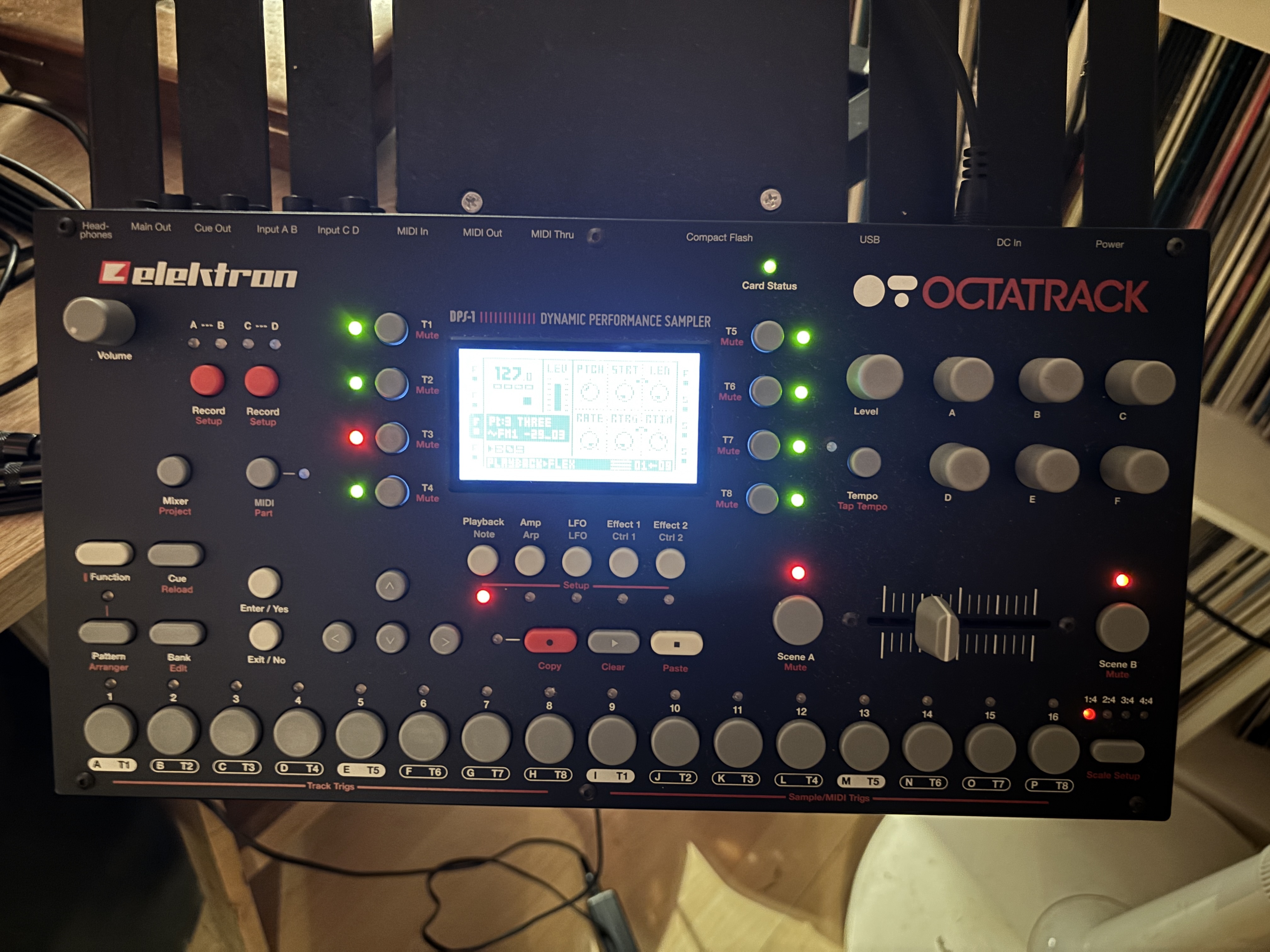 OT MK1 + bag de transport + cover + CF 64Go à vendre ou échange Syntakt 