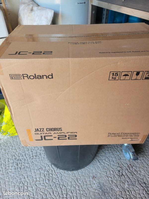 Roland Jazz Chorus JC-22 (62120)