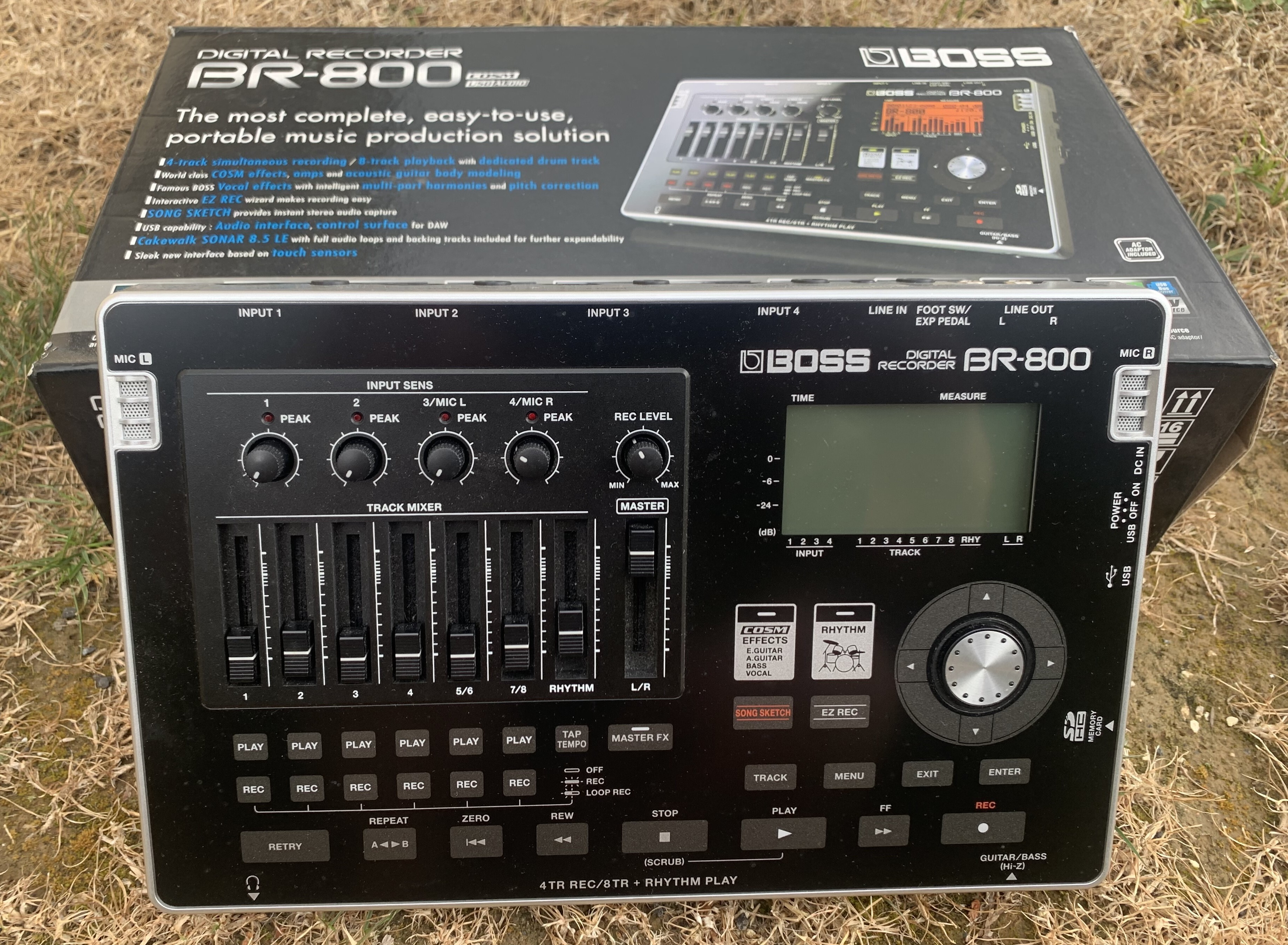 VENDS ENREGISTREUR NUMERIQUE BOSS BR-800 TRES BON ETAT