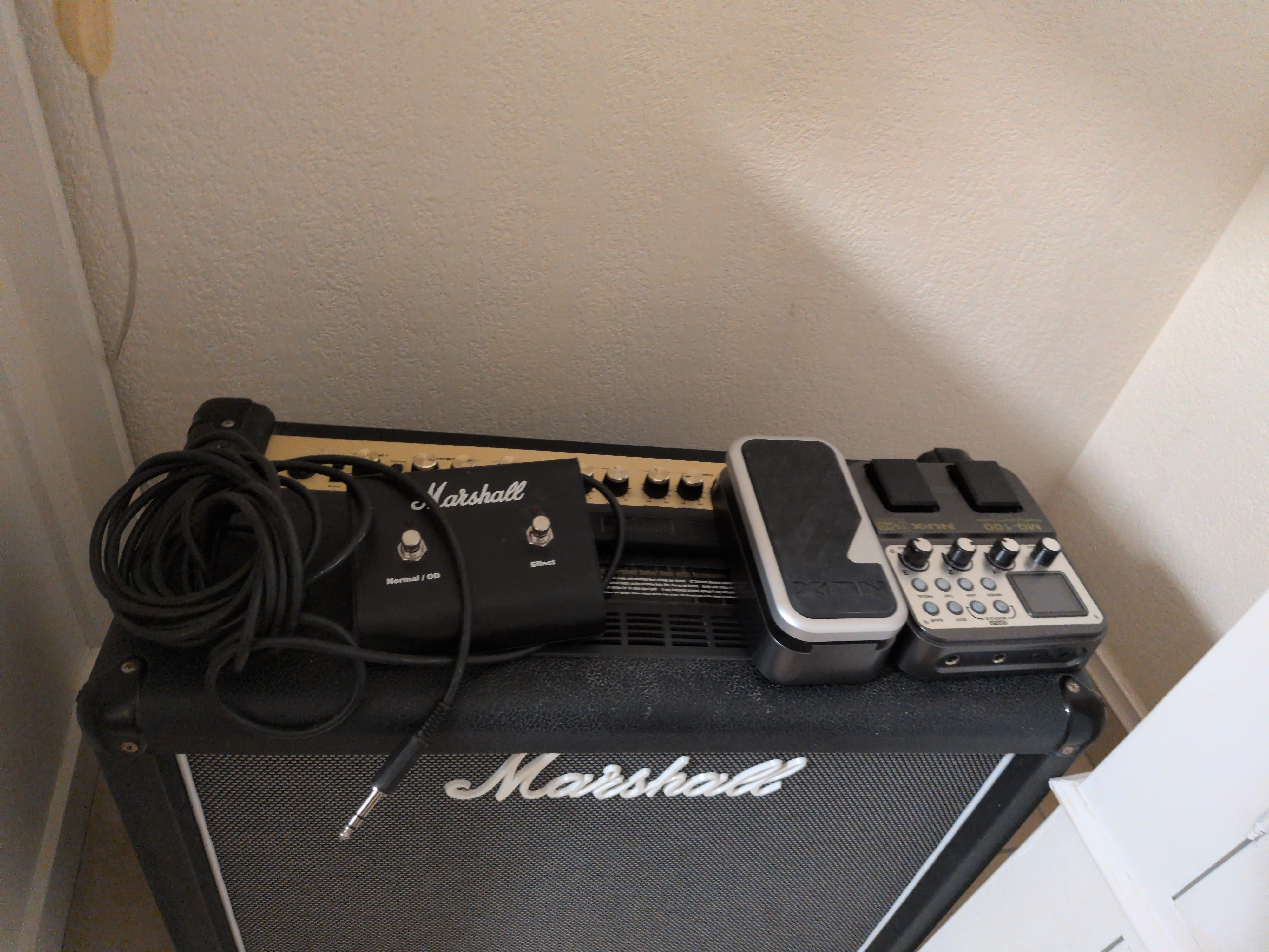 Vends ampli marshall MHZ40C