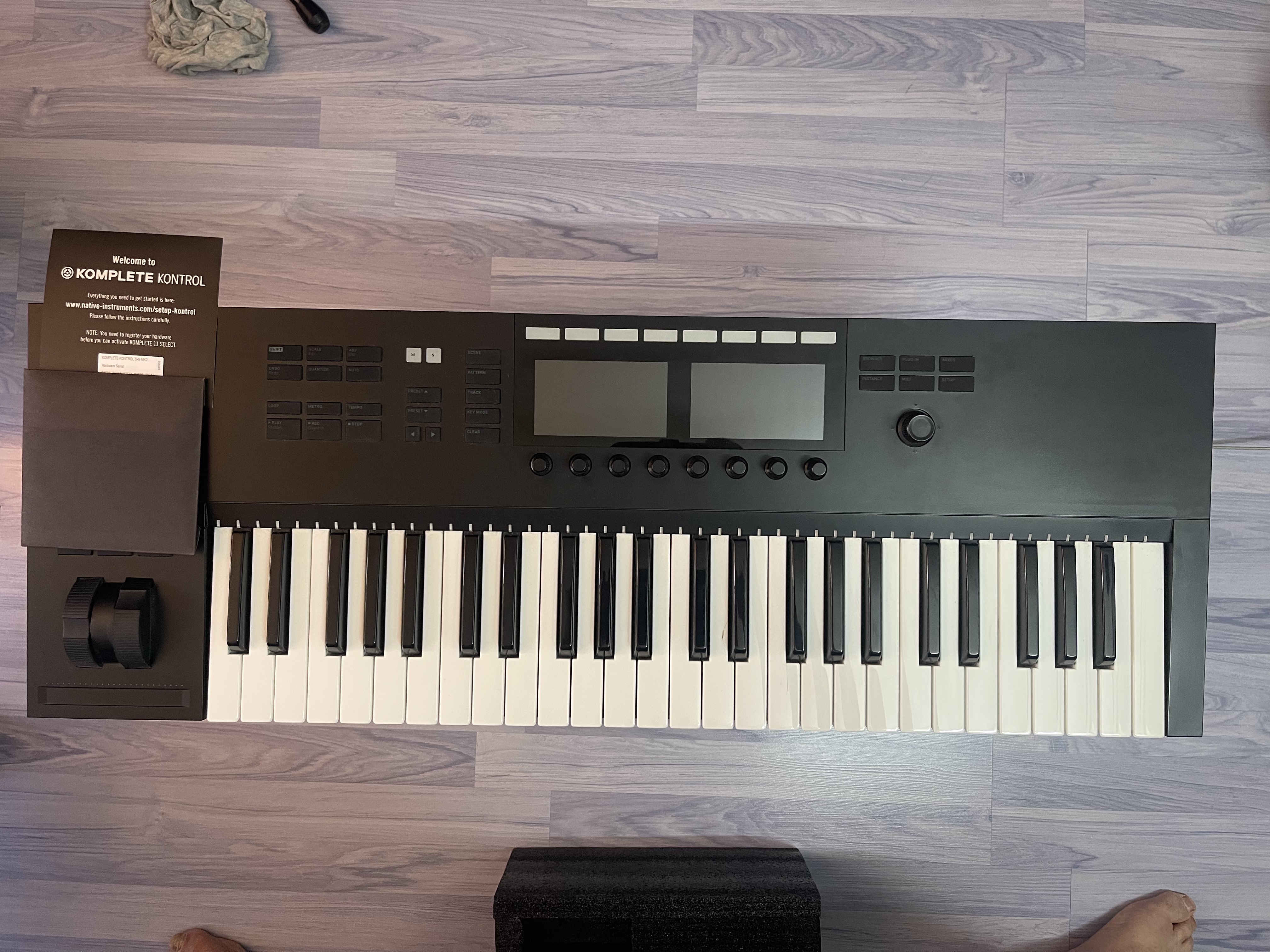 Vends Komplete Kontrol S49 mk2