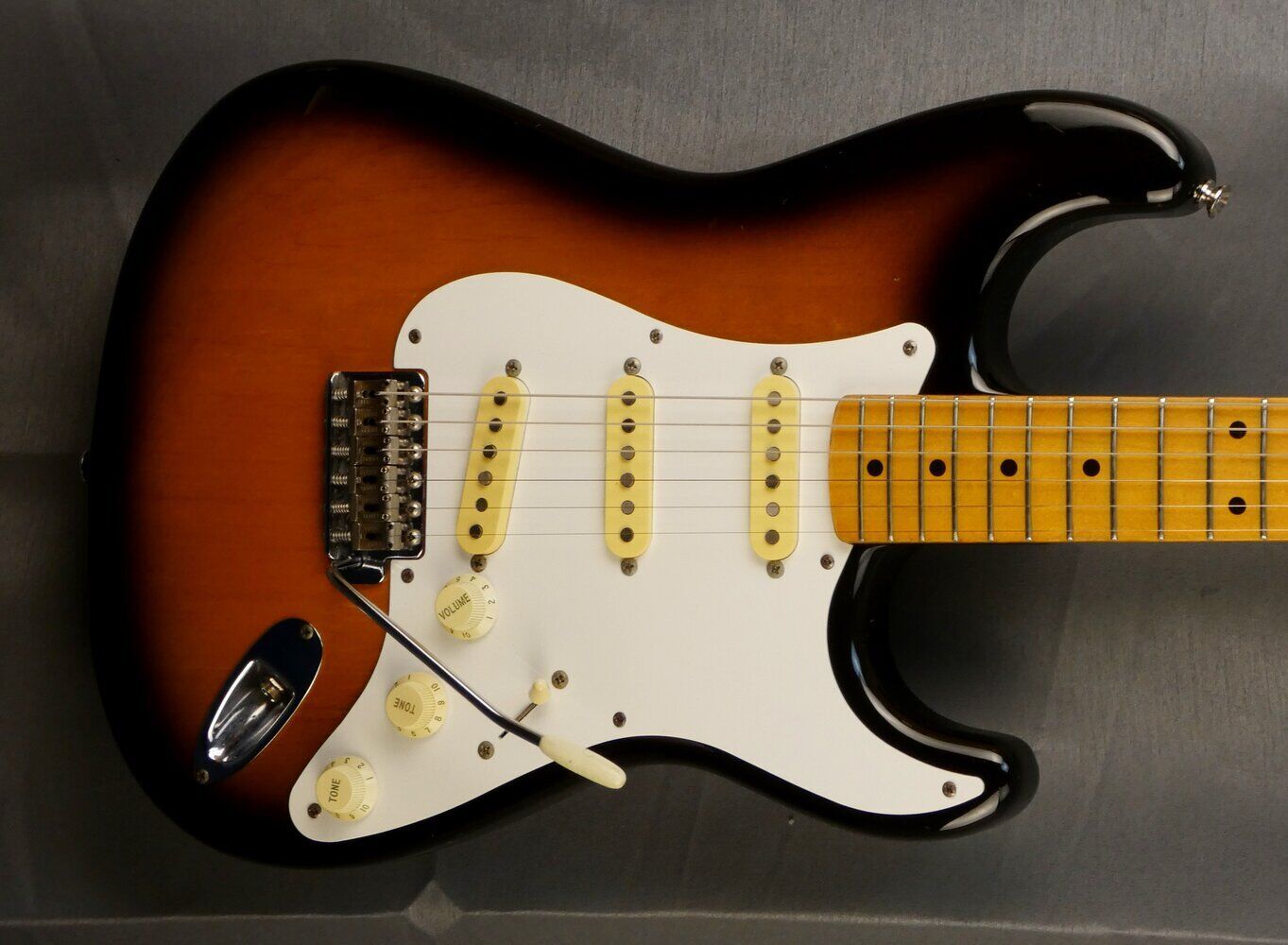 fender-stratocaster-st-5342969