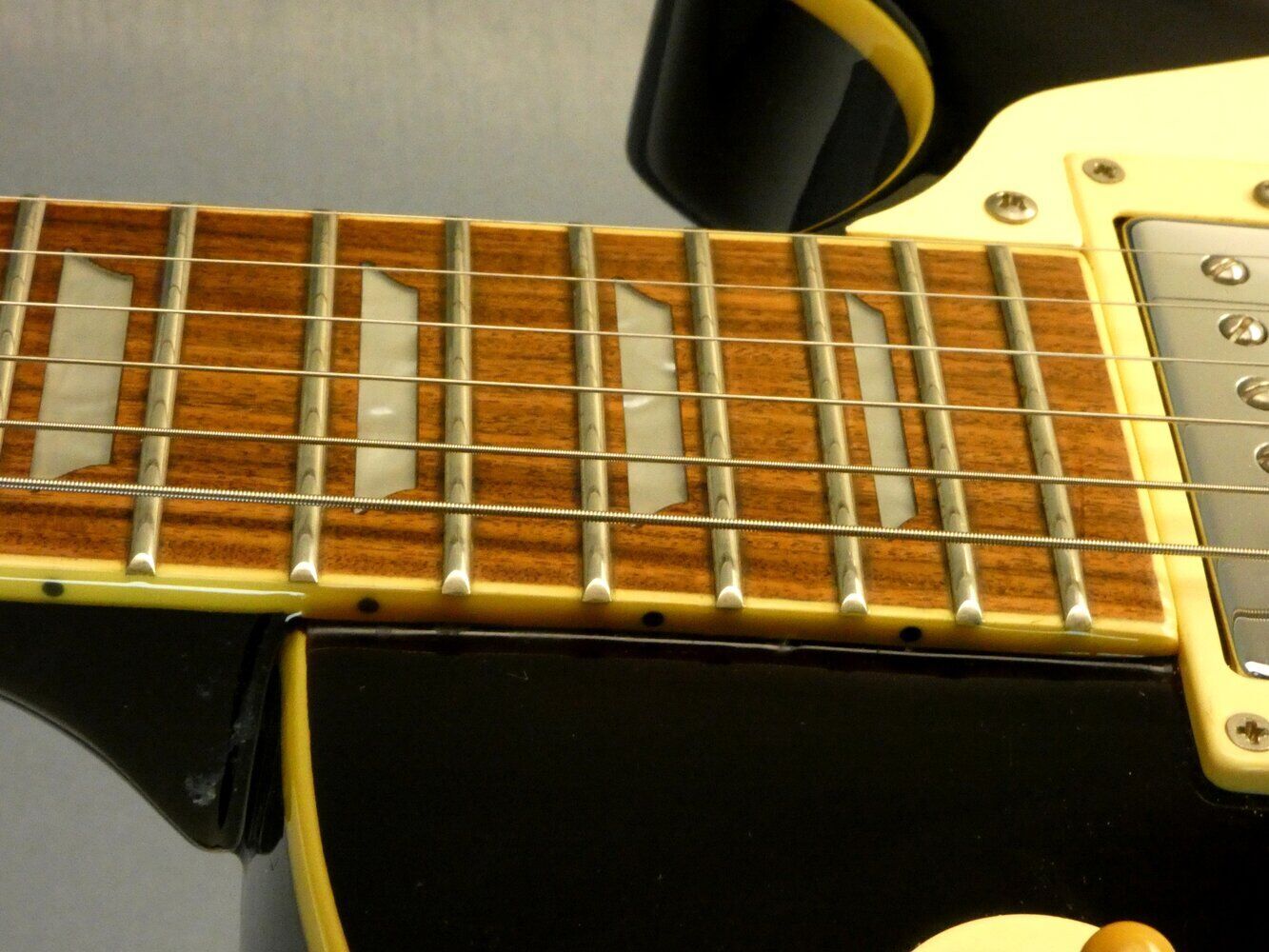 tokai-les-paul-5395794