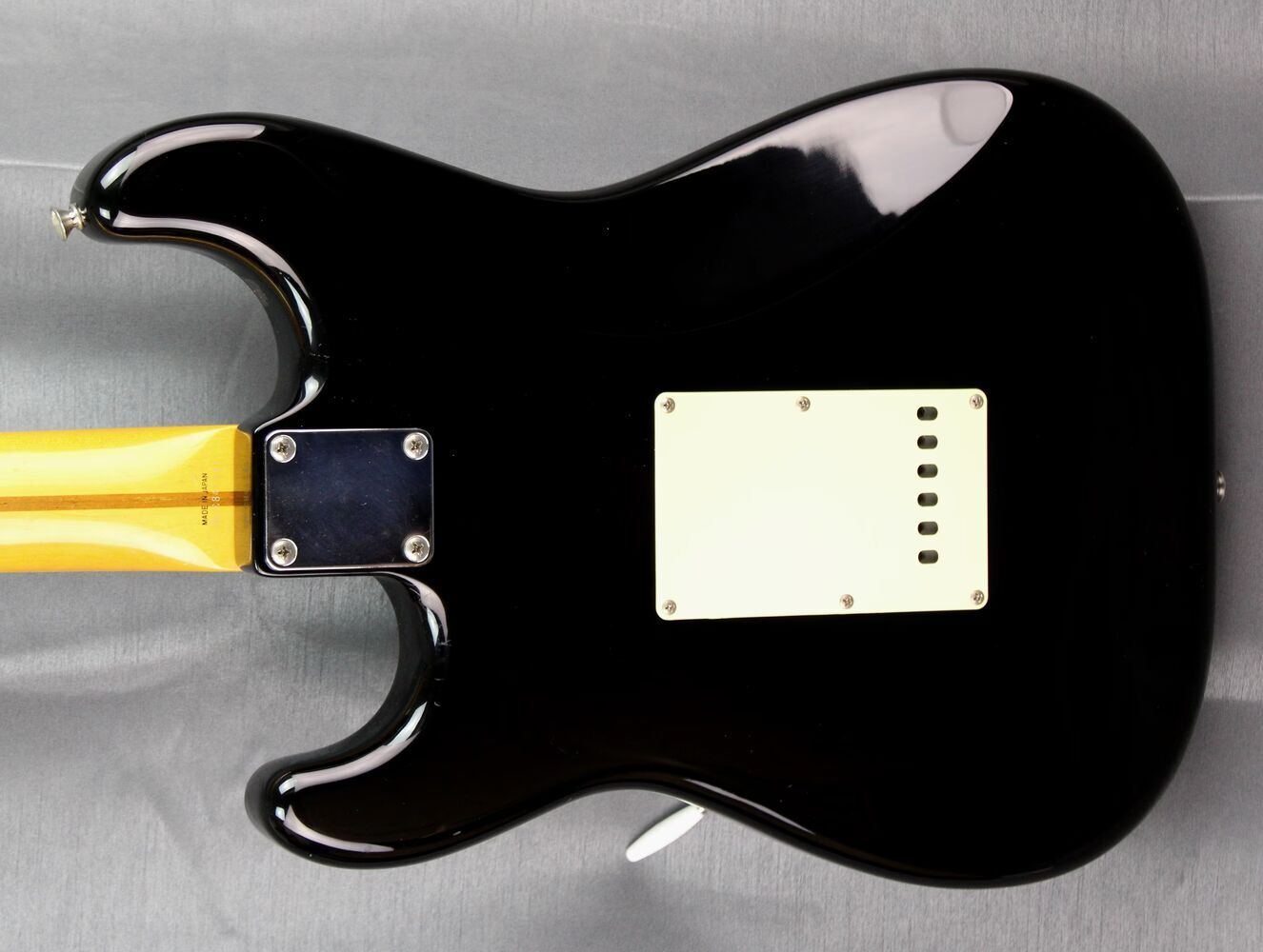 fender-stratocaster-st-4735425
