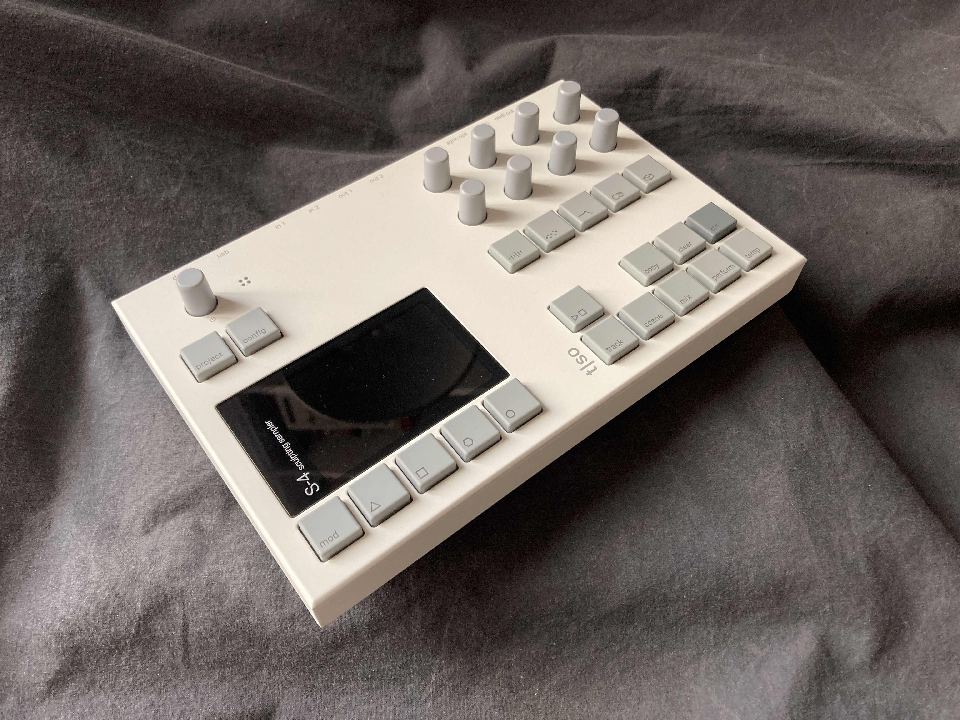 Torso Electronics S-4 - white