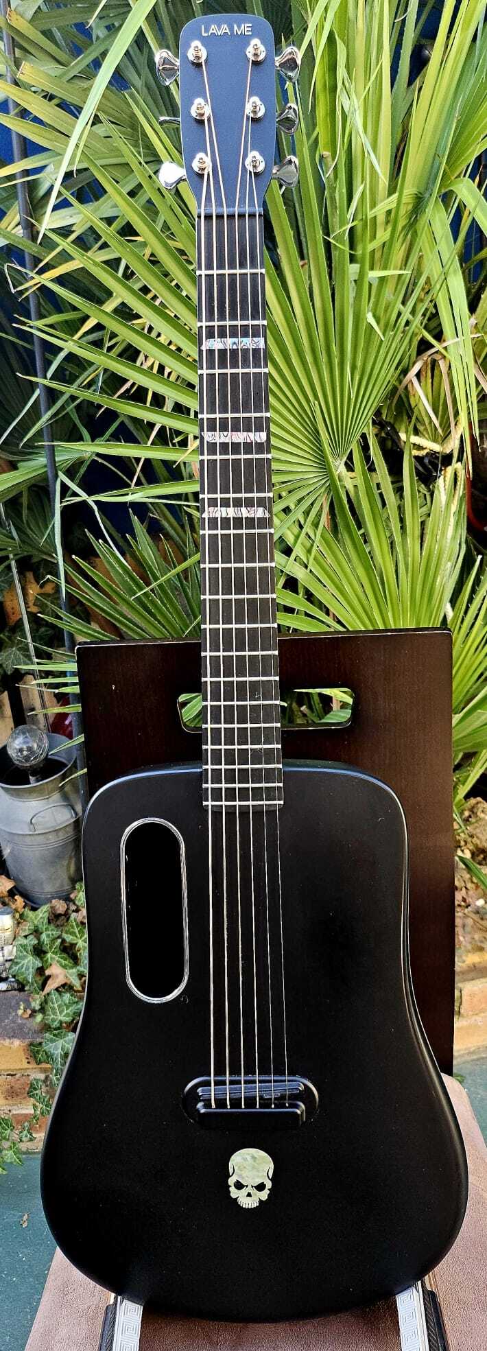 Guitare LAVA Me 2 en carbone avec système FreeBoost