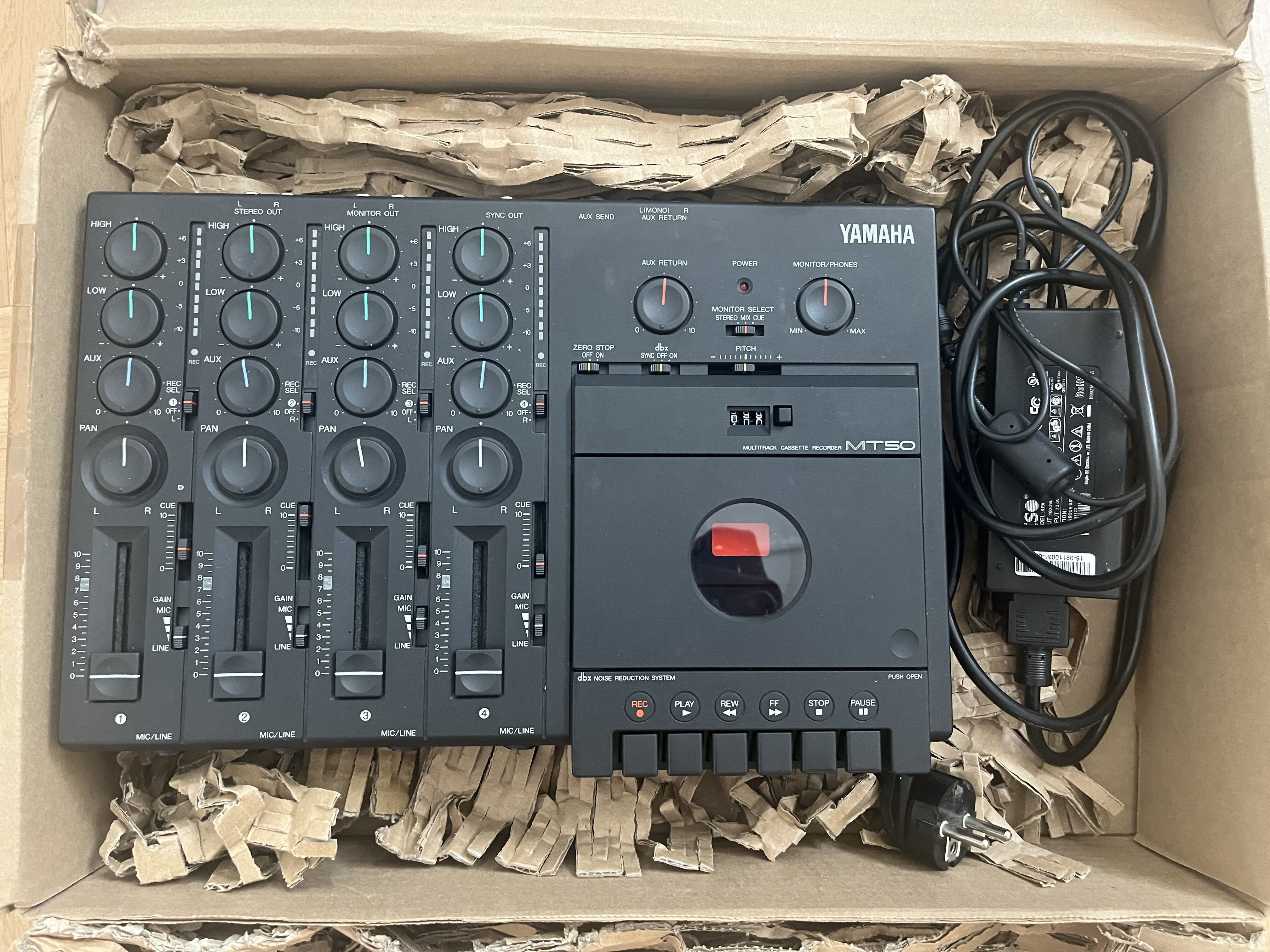 Portastudio Yamaha MT-50