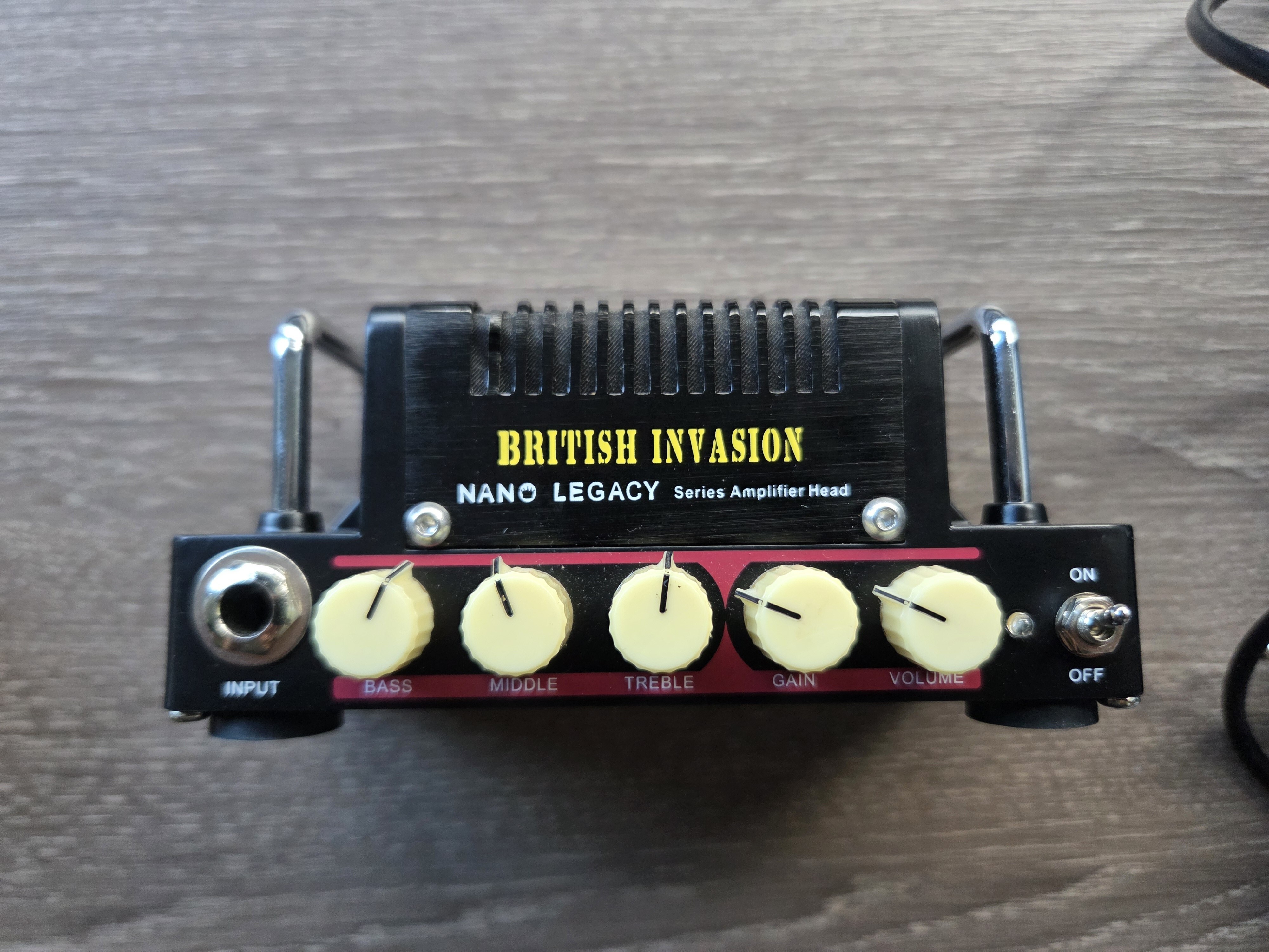 Hotone British Invasion (Vox) Mini tête ampli