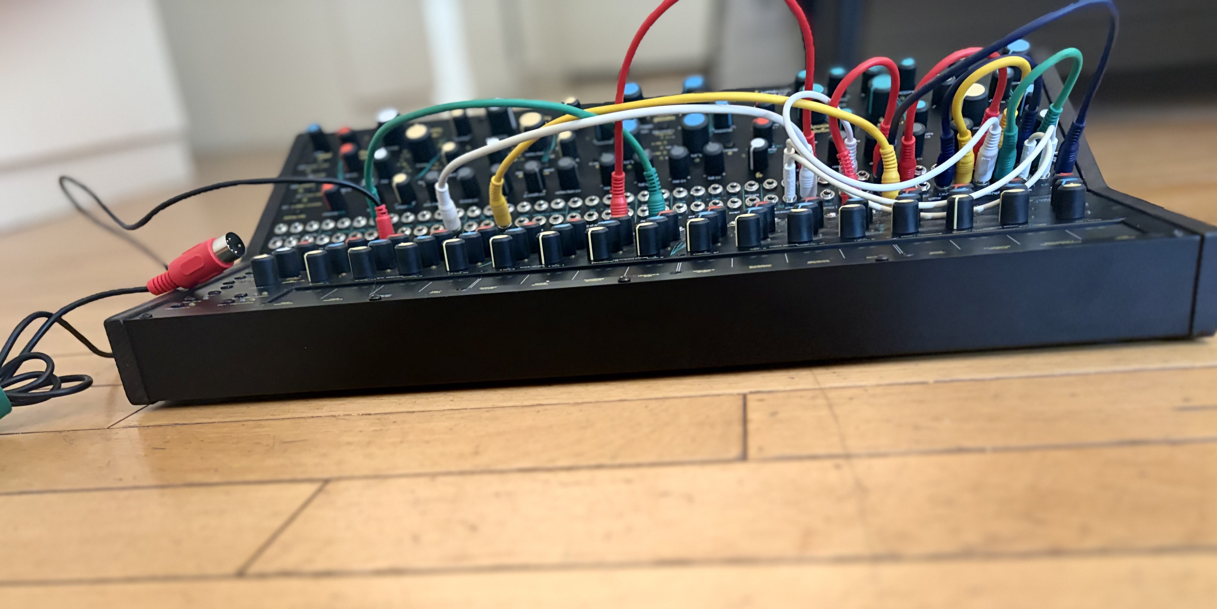 Pittsburgh Modular Voltage Lab 2 (57482)