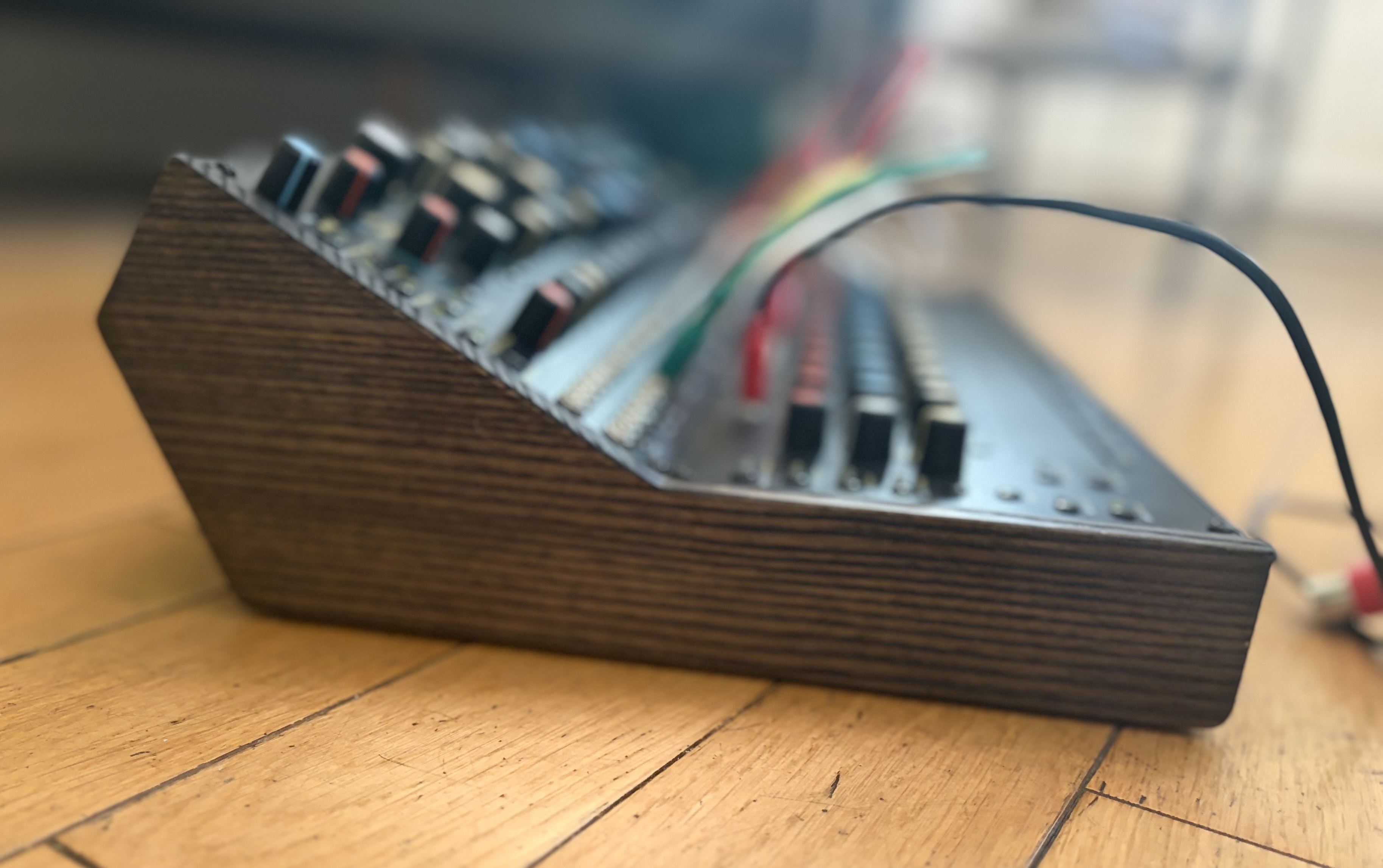 Pittsburgh Modular Voltage Lab 2 (60368)