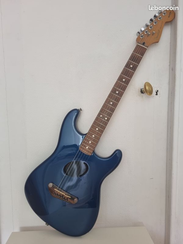 Vends Guitar Fender Acoustasonic Mexico