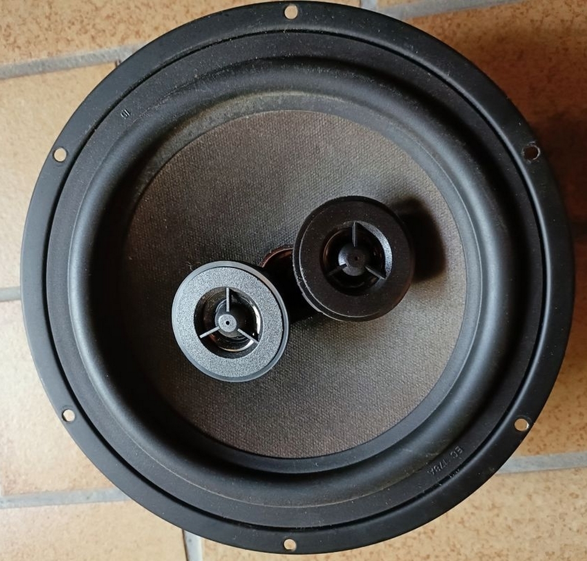 Haut-parleur coaxial ASHDOWN  et/ou Caisson vide