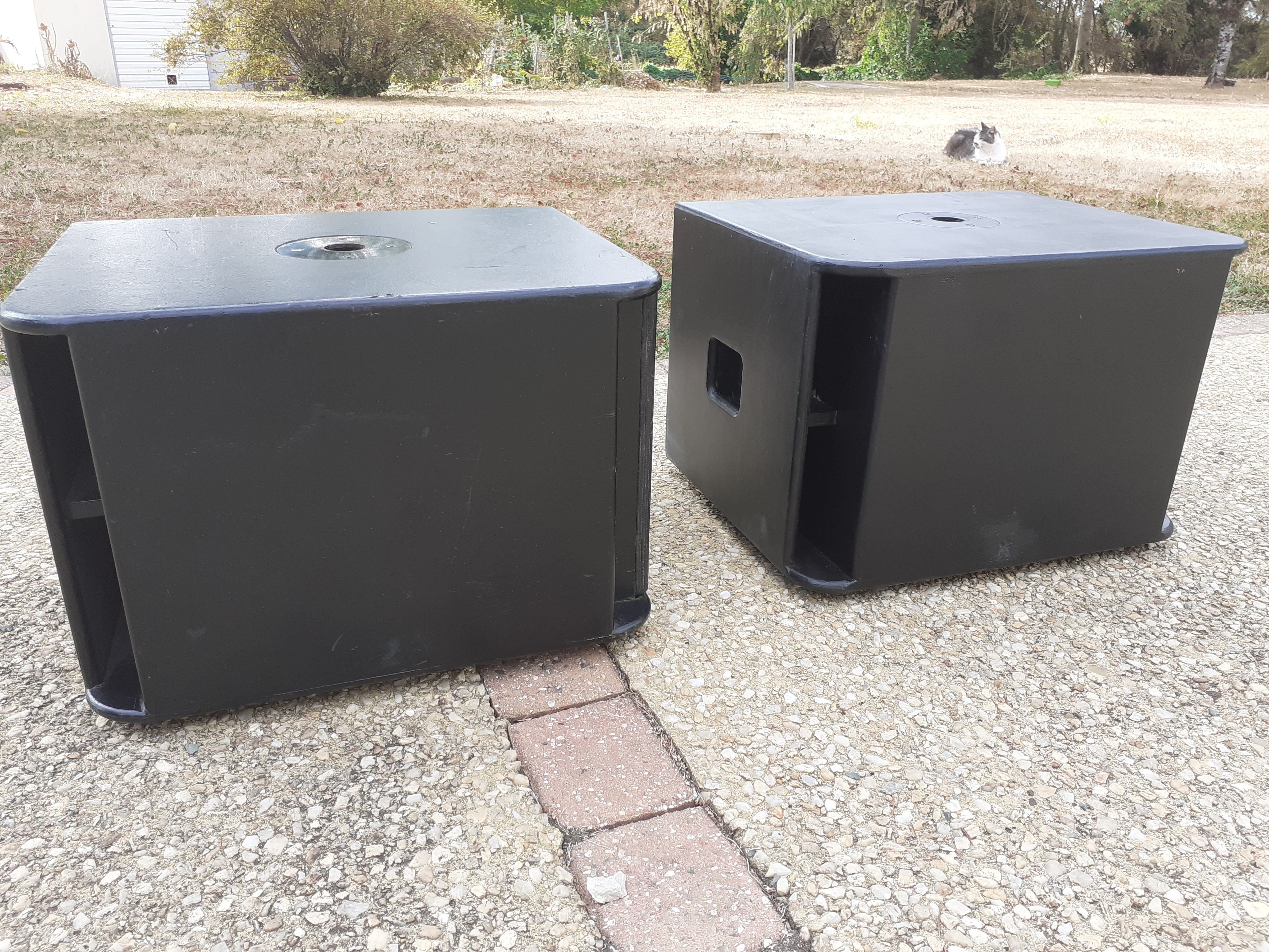 Vends 2 sub NEXO + Ampli crest Audio FA901