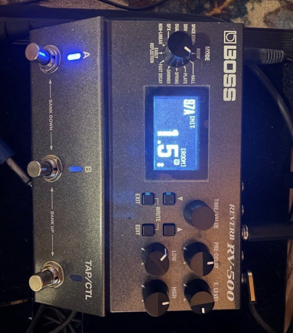 Vends Boss RV-500