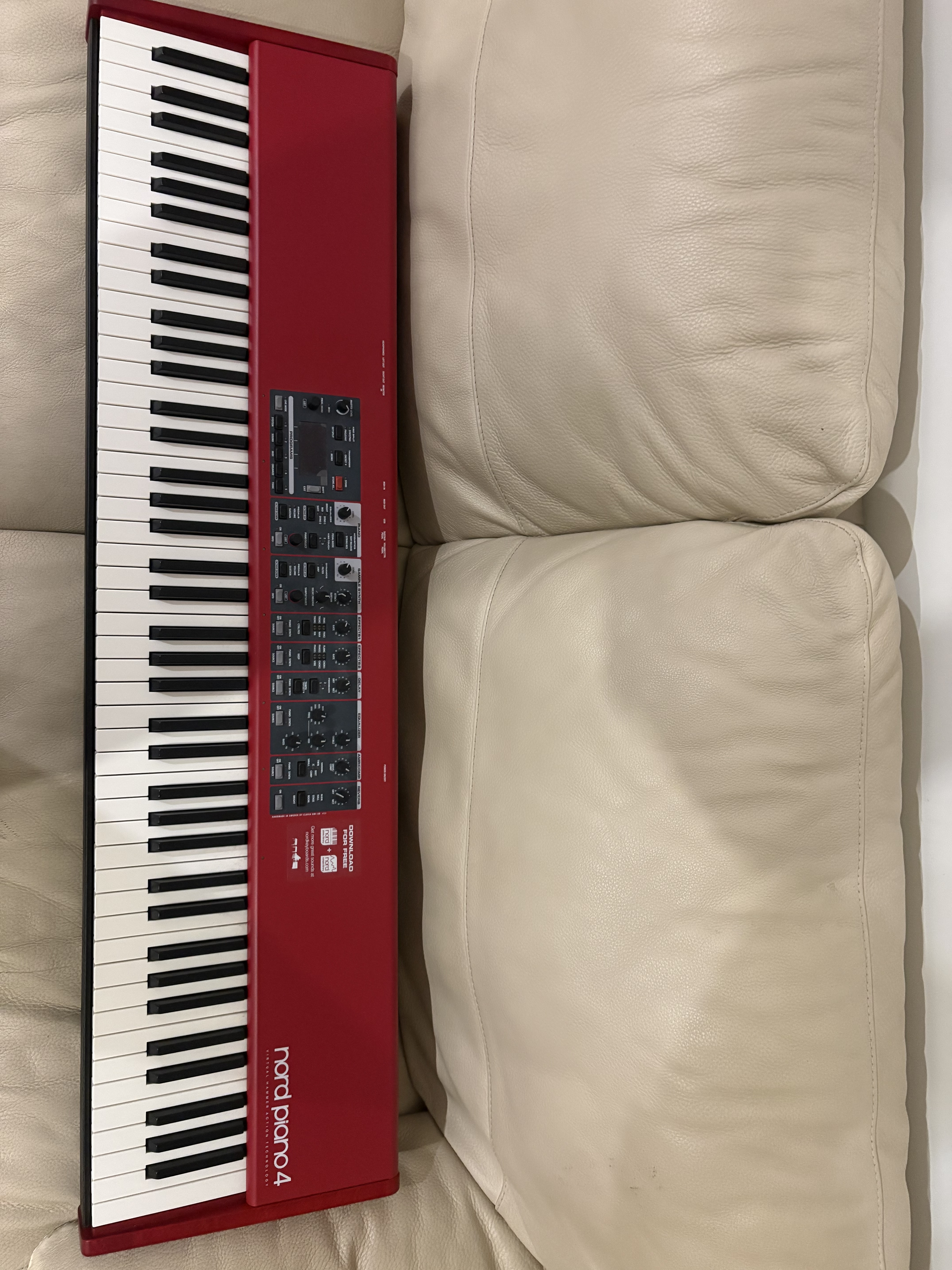 Vends Nord piano 4 88 notes