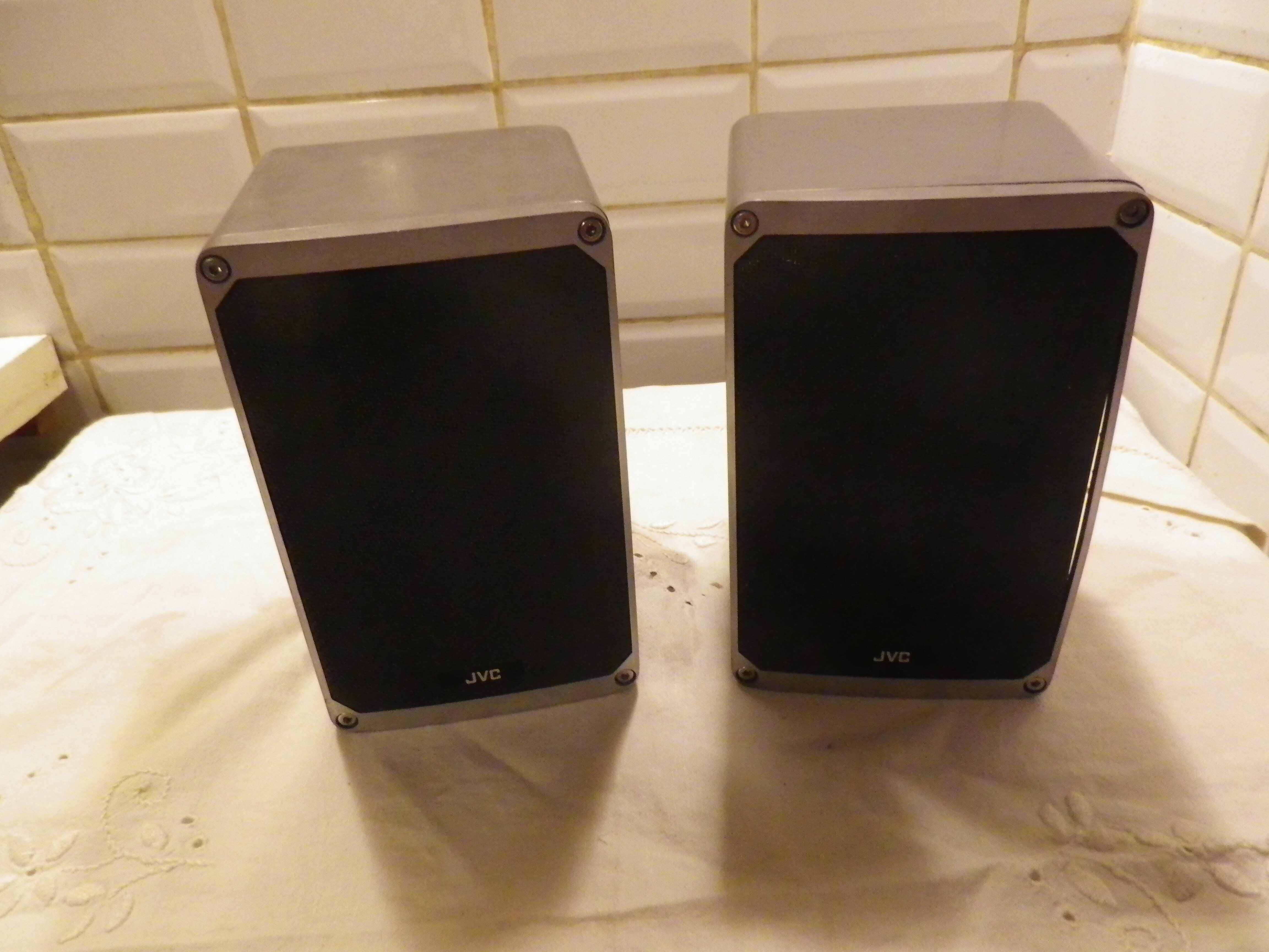 JVC S M30 Mini Enceintes Système 2 Voies 50 Watts RMS 