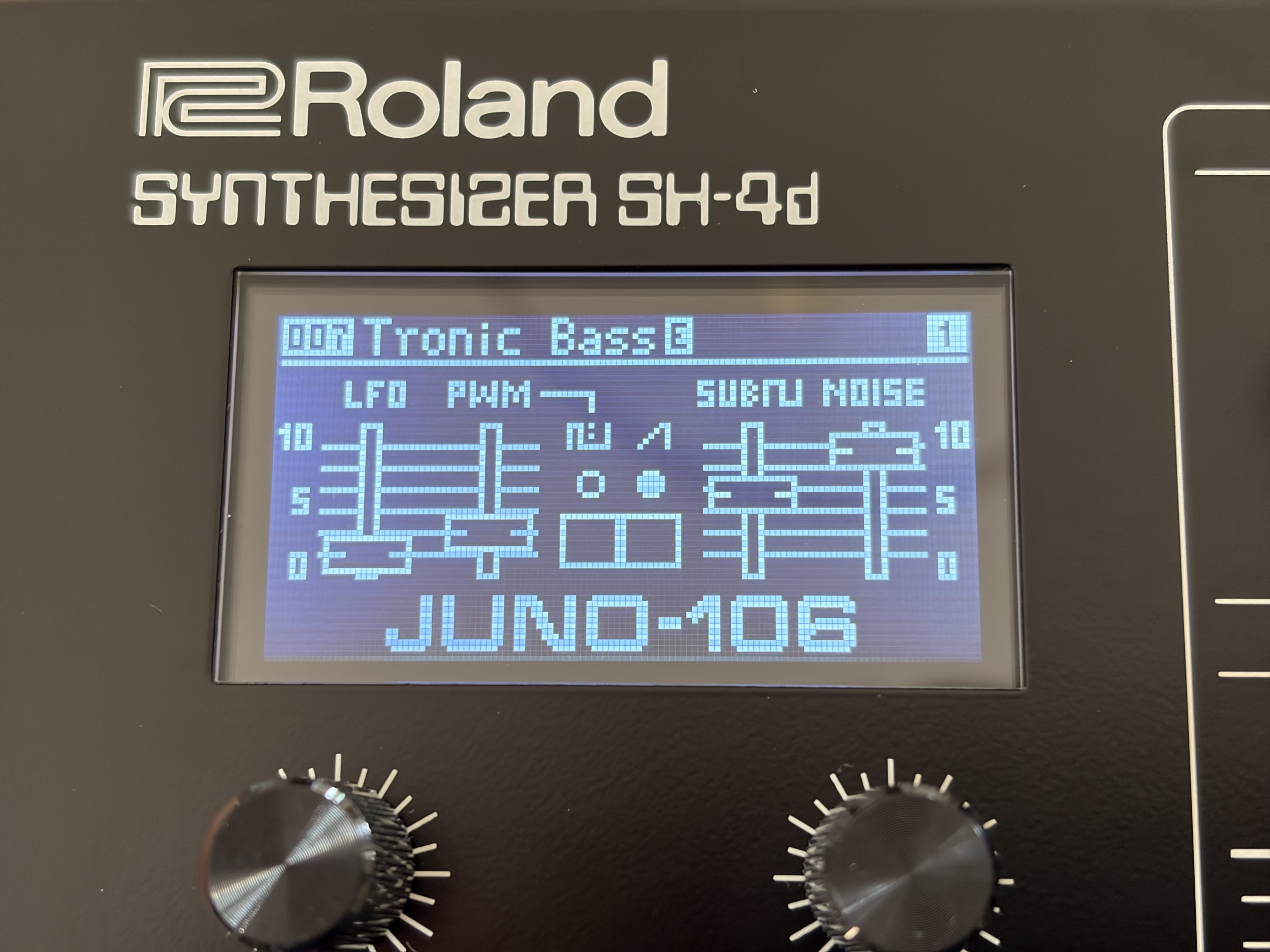 SH-4d Roland comme neuf