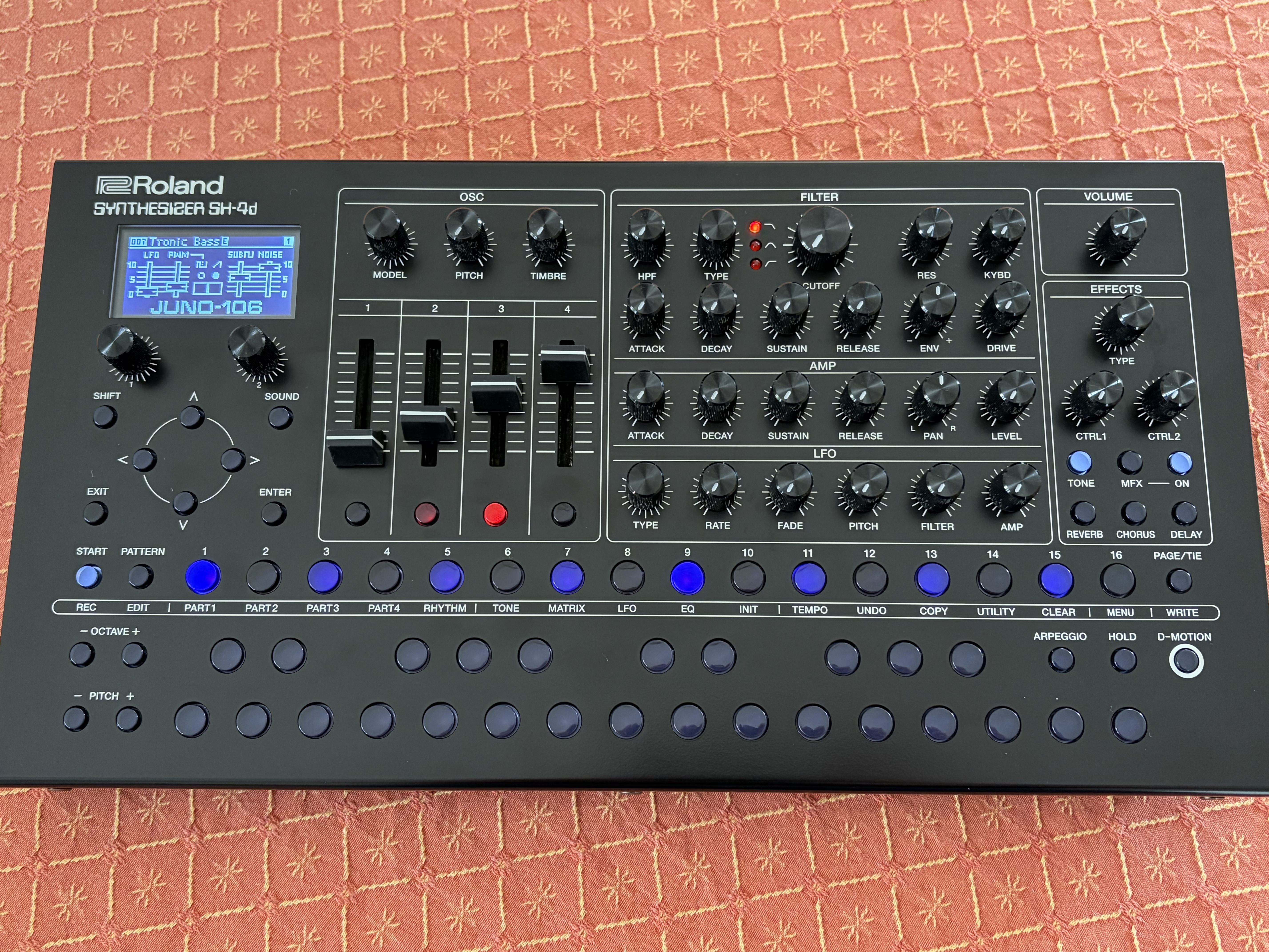 Roland SH-4d (58399)