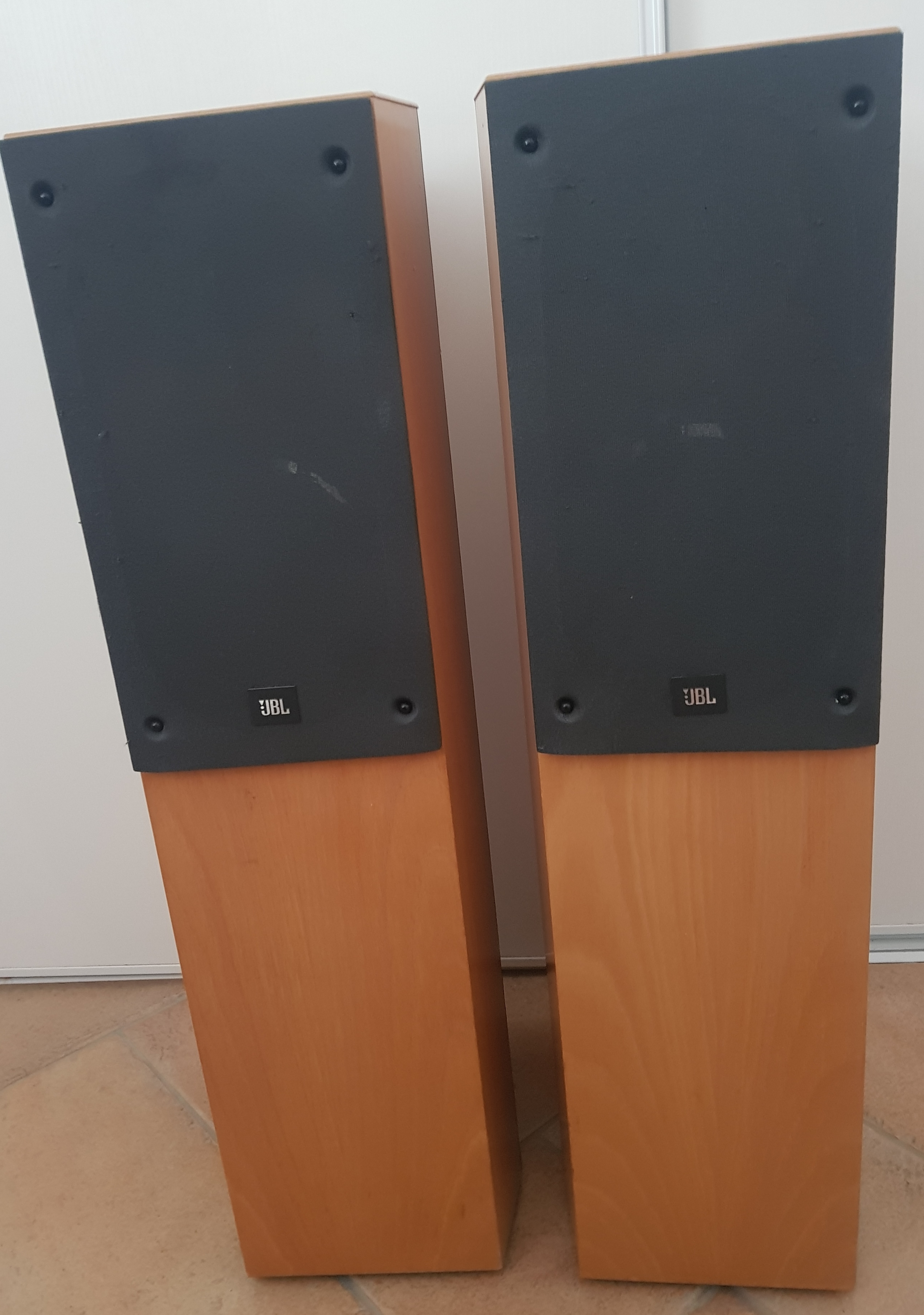 Vends paire de baffles JBL XTi 40