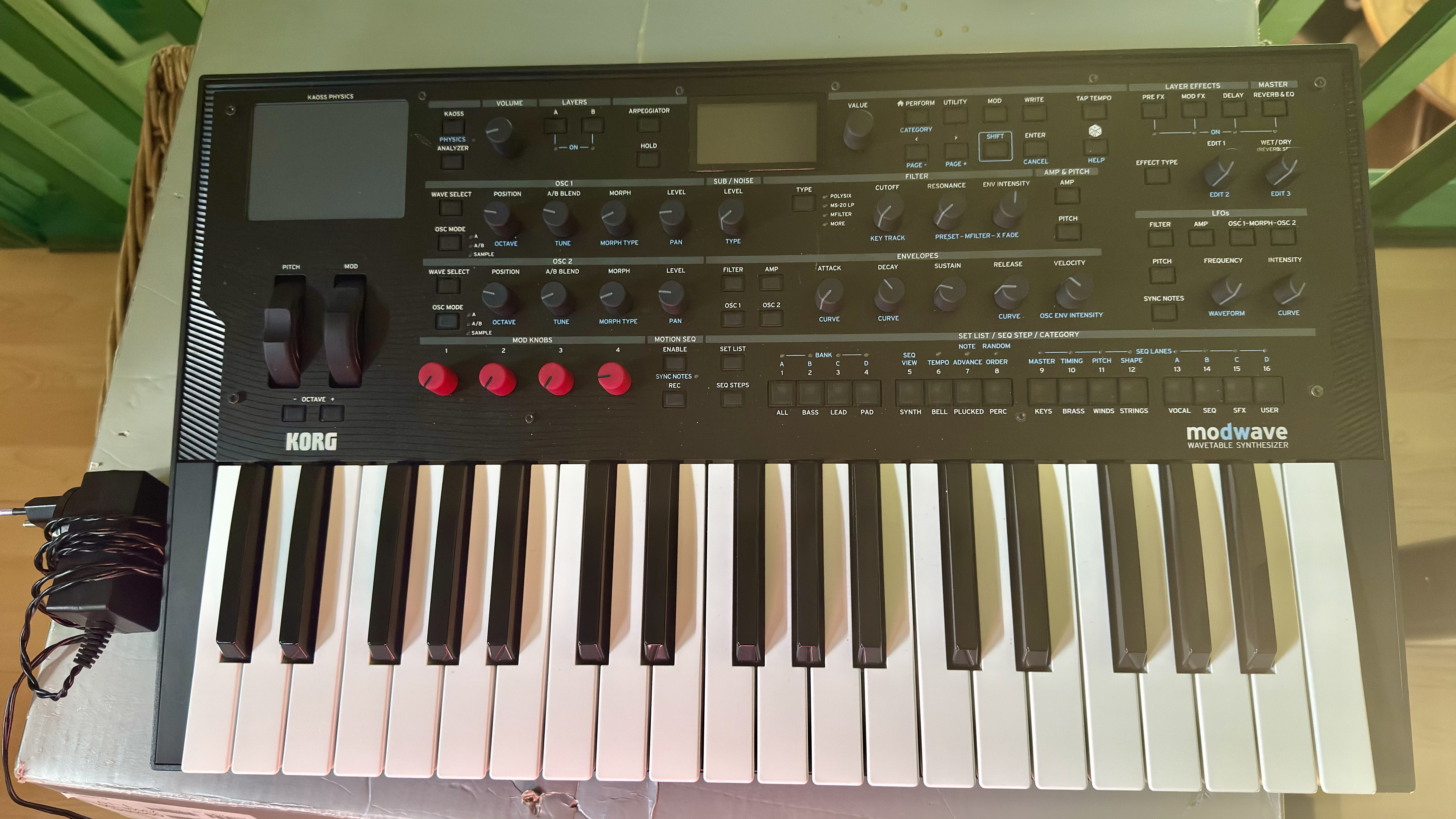 Korg ModWave (32120)
