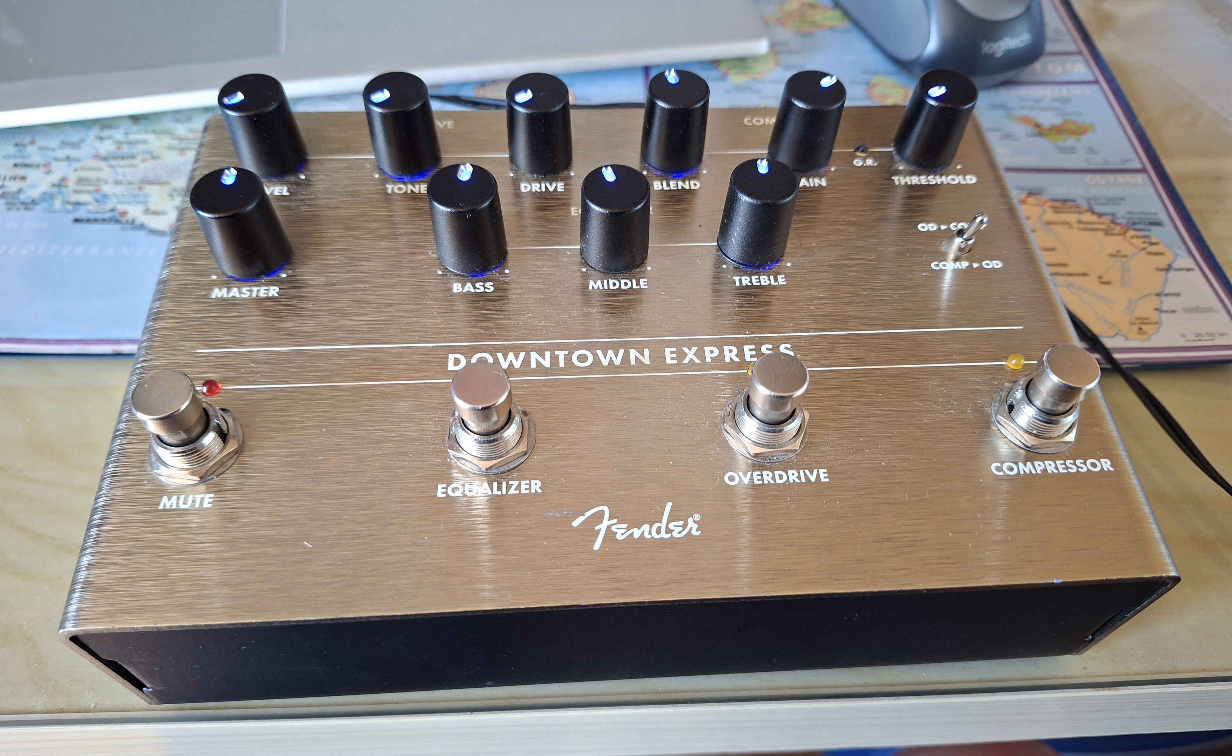 FENDER DOWNTOWN EXPRESS 