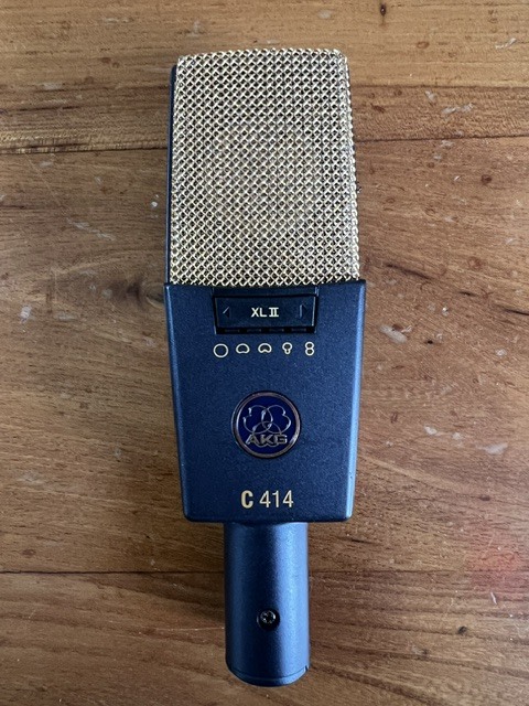 AKG c414 XLii 