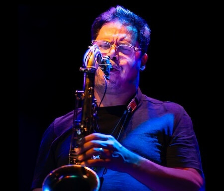 6925700.jpg 6925700.jpg